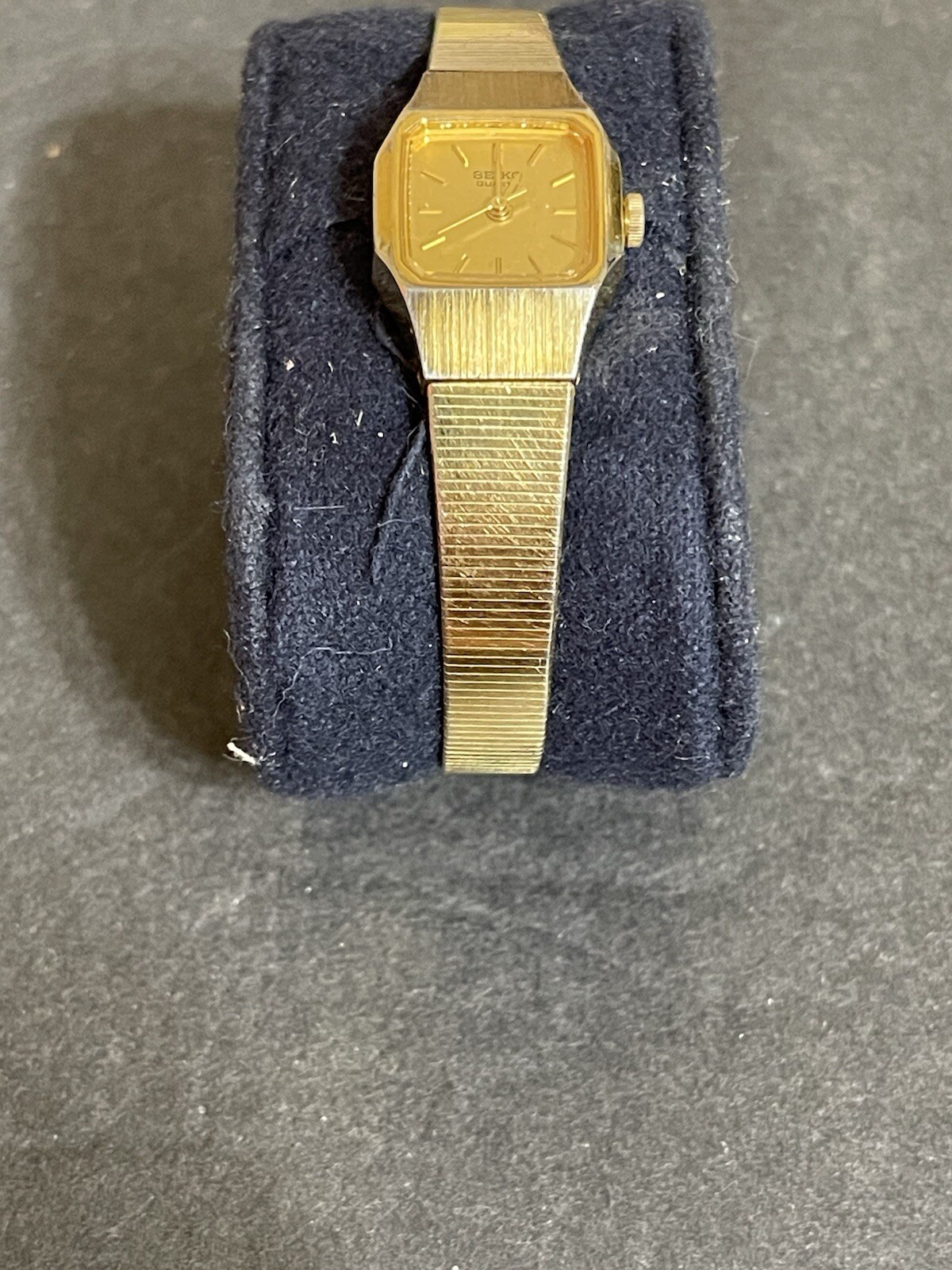 Seiko 1980’s Lady’s Formal Dress Quartz Watch 7321-5409 New Battery Runs Great