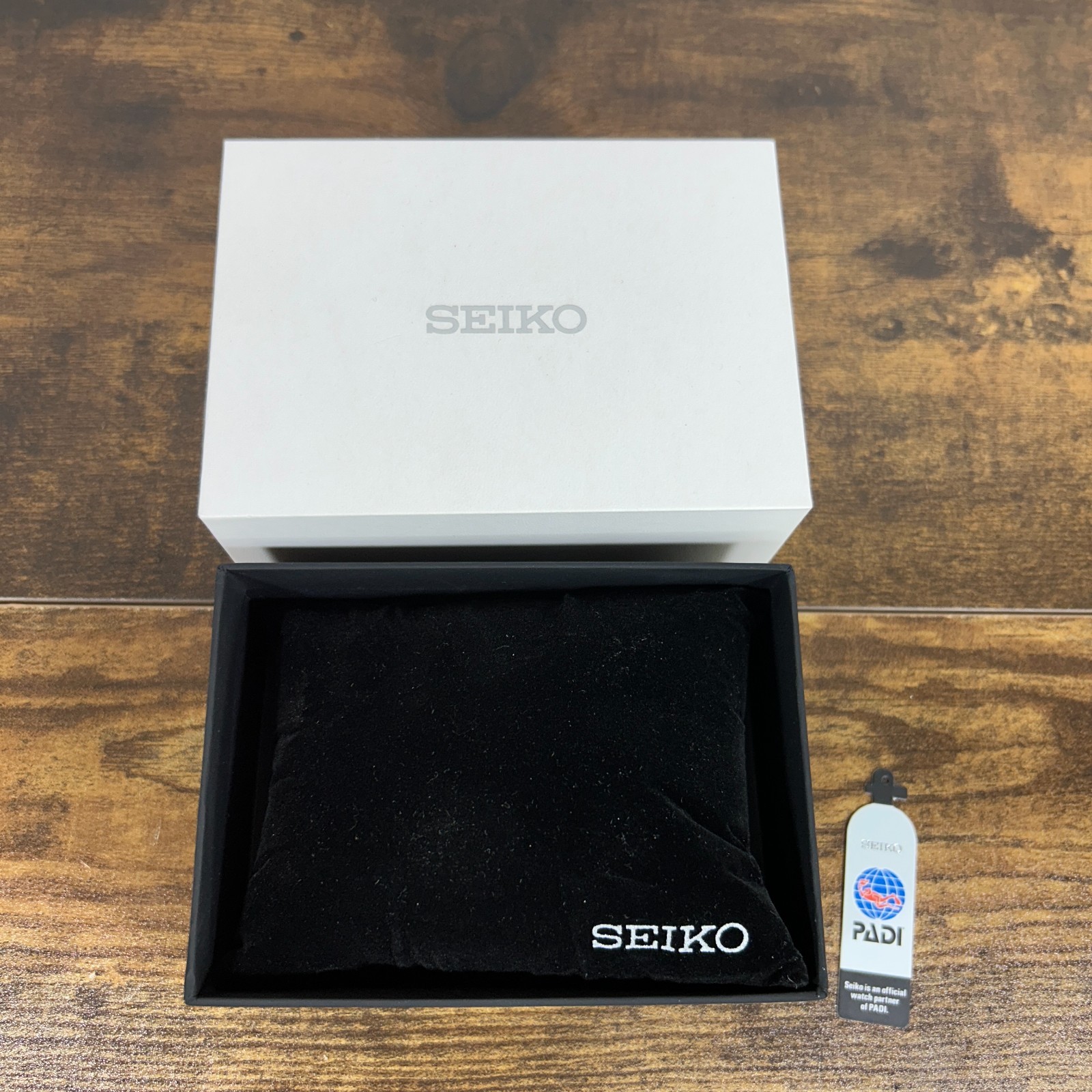 SEIKO Empty White Presentation Watch Gift Box Pillow