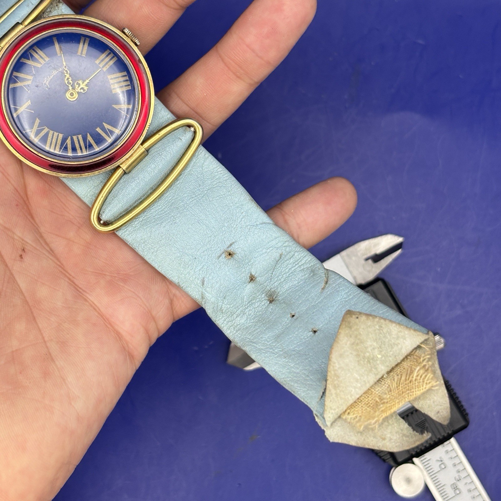 Fashion Time……Vintage Swiss Made Watch Mechanical Hand Wound #1.41