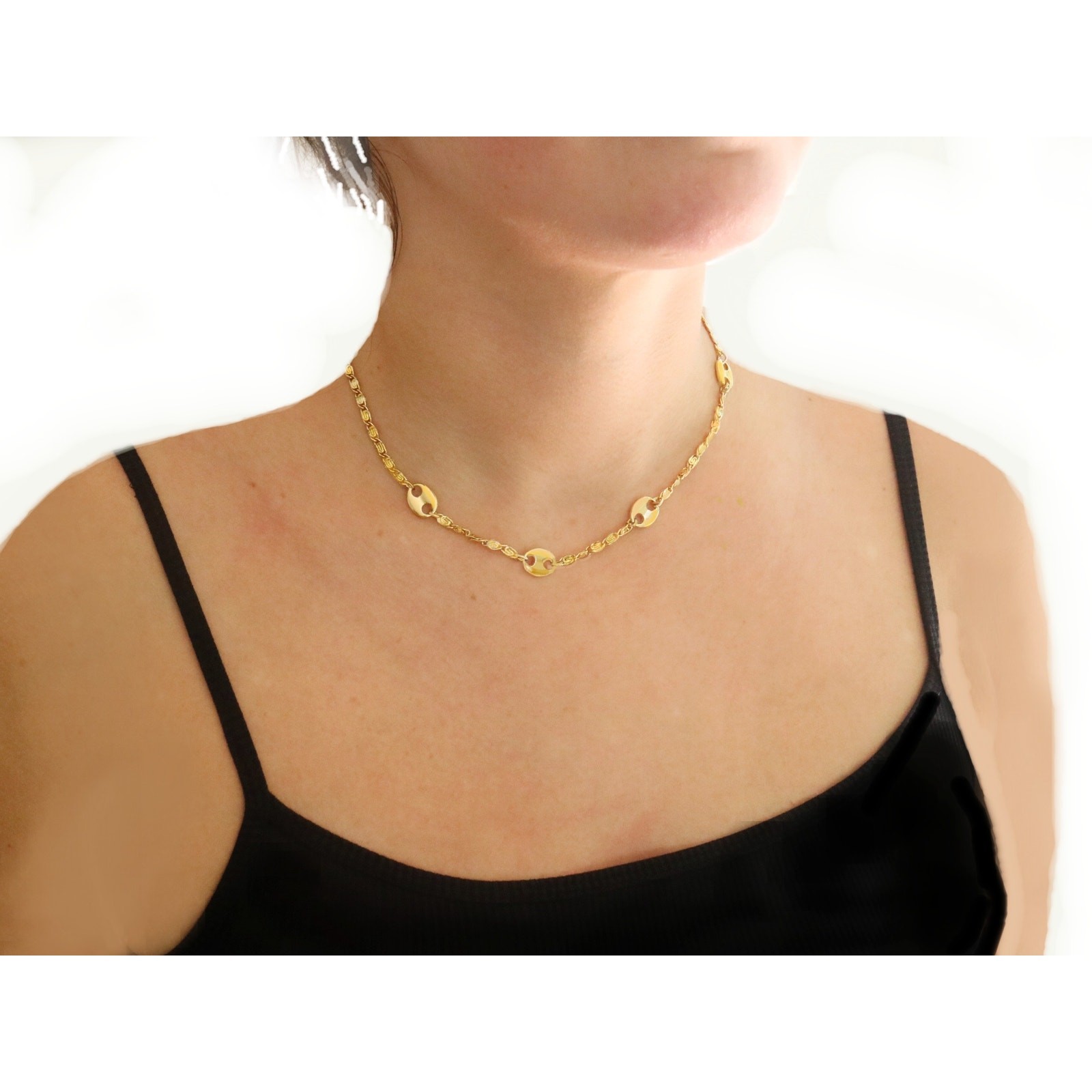 Fine Quality Craftsmanship 15 inch choker necklace Authentic 18K Gold Plated