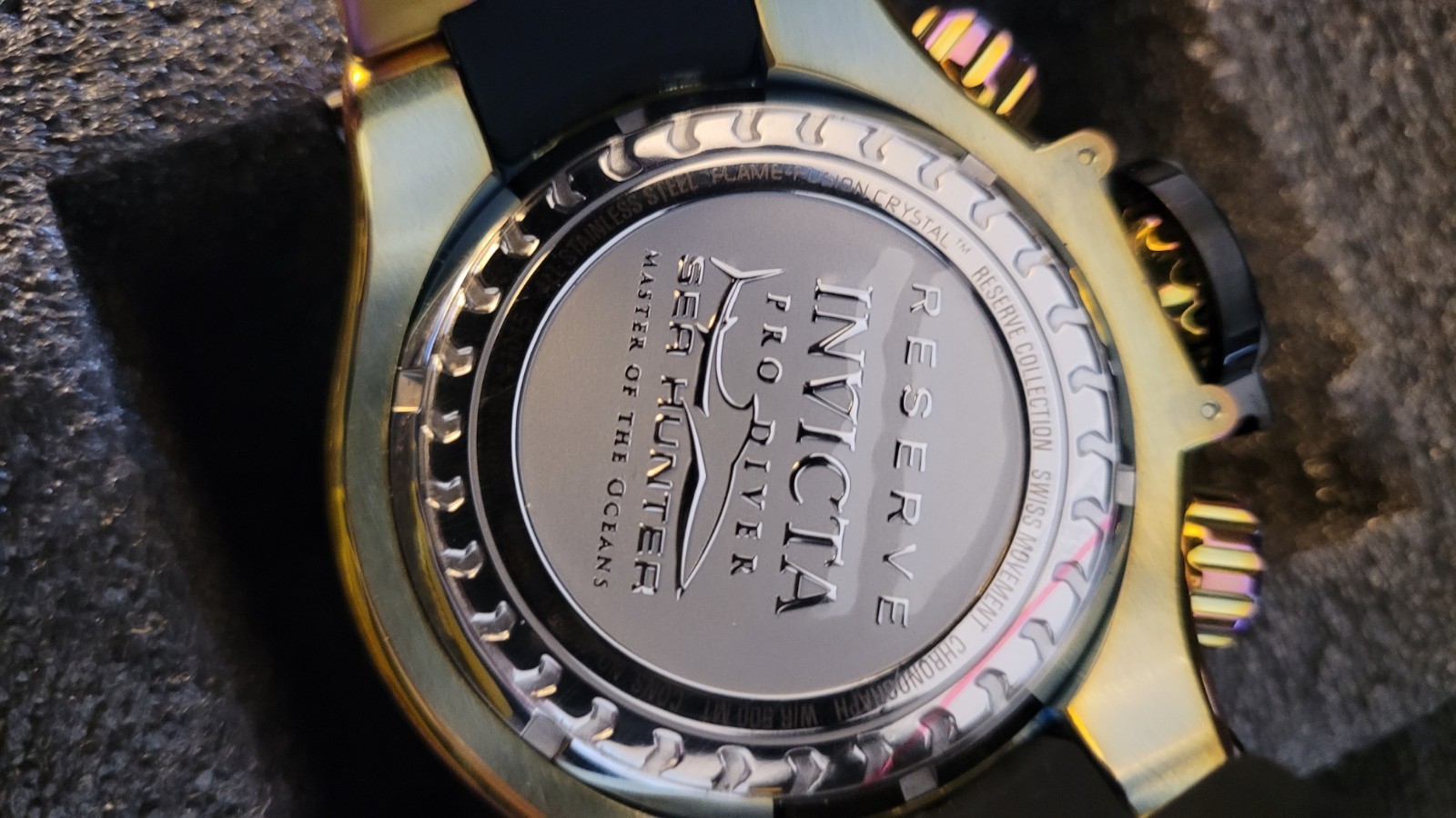 Invicta Sea Hunter Quartz Chronograph Diver Black Case/Strap MOP Dial. Reserve.