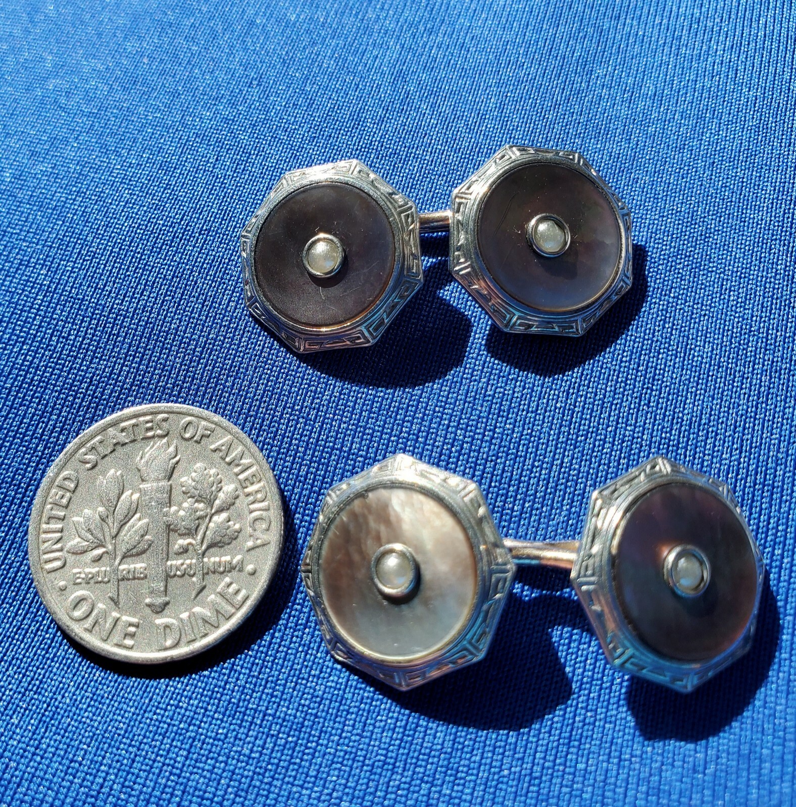 Original VINTAGE KREMENTZ ART DECO ENGRAVED PEARL CUFF LINKS OCTAGON DESIGN