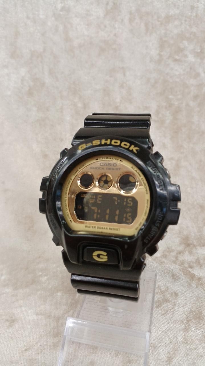 CASIO G-SHOCK DW-6900CB Wristwatch Used