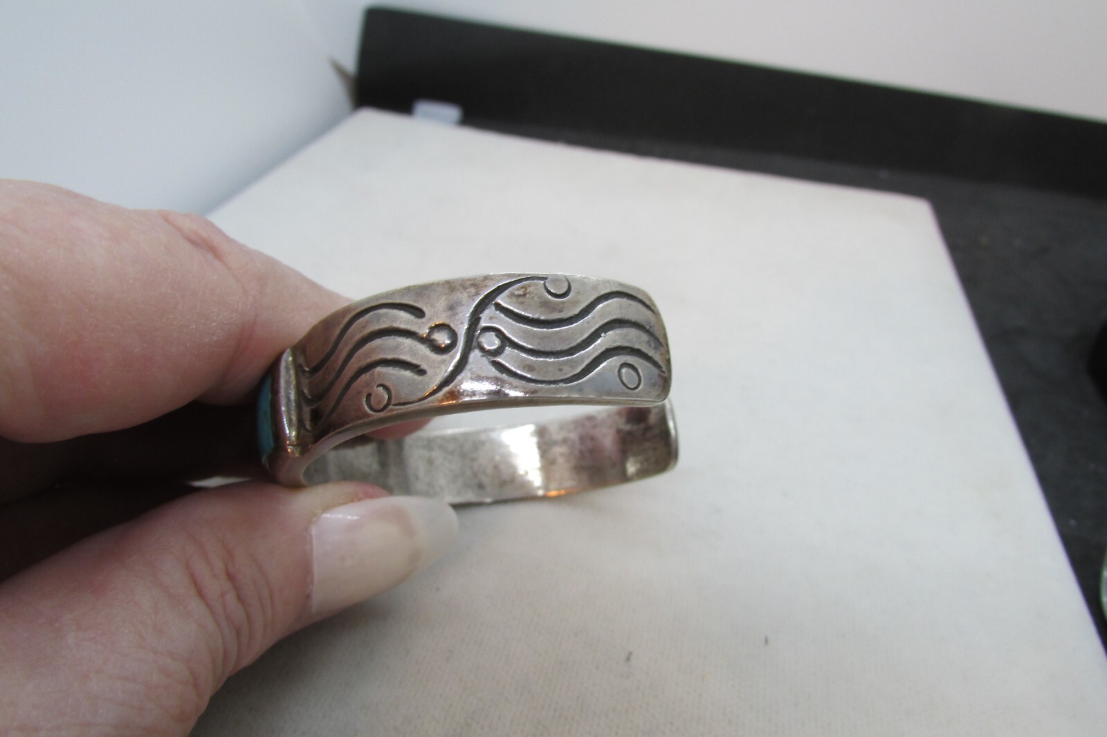 VTG SW N A 6 STONE TURQUOISE CUFF WEIGHT IS 40 GRAMS STERLING