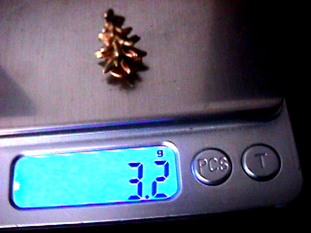 “Christmas Tree” Charm Vintage 1950s 14K Solid Gold, 1″ X 9/16″, 3.2 Grams,