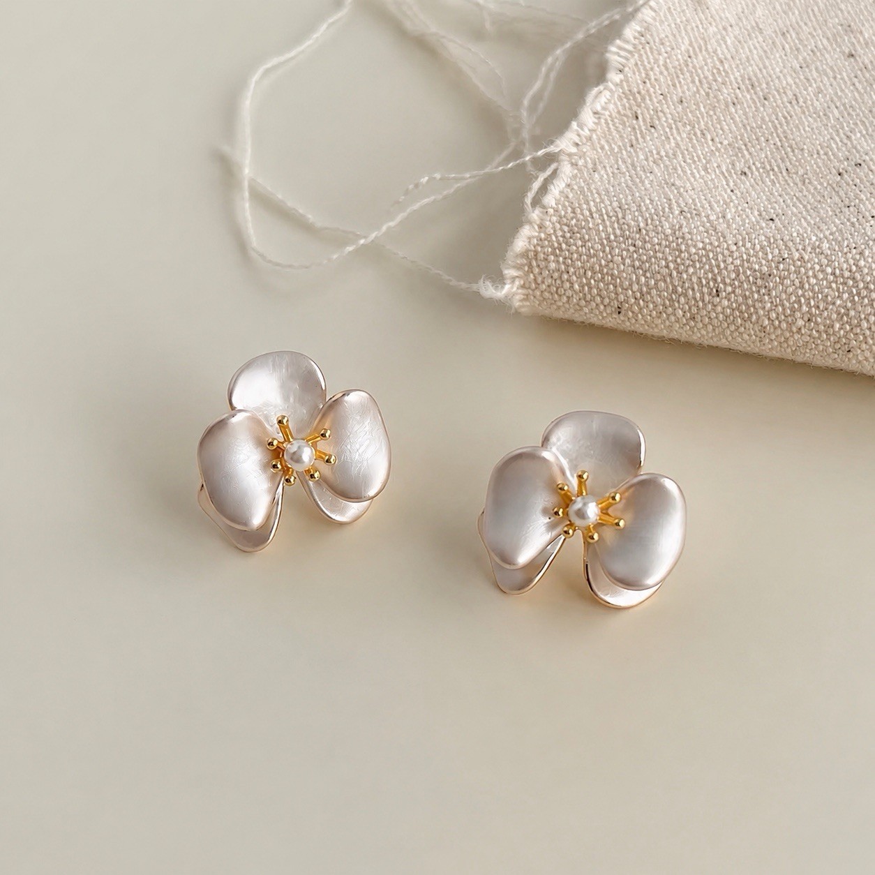 14K Gold Plated Flower Pearl Stud Earrings Copper 15mm Butterfly Back