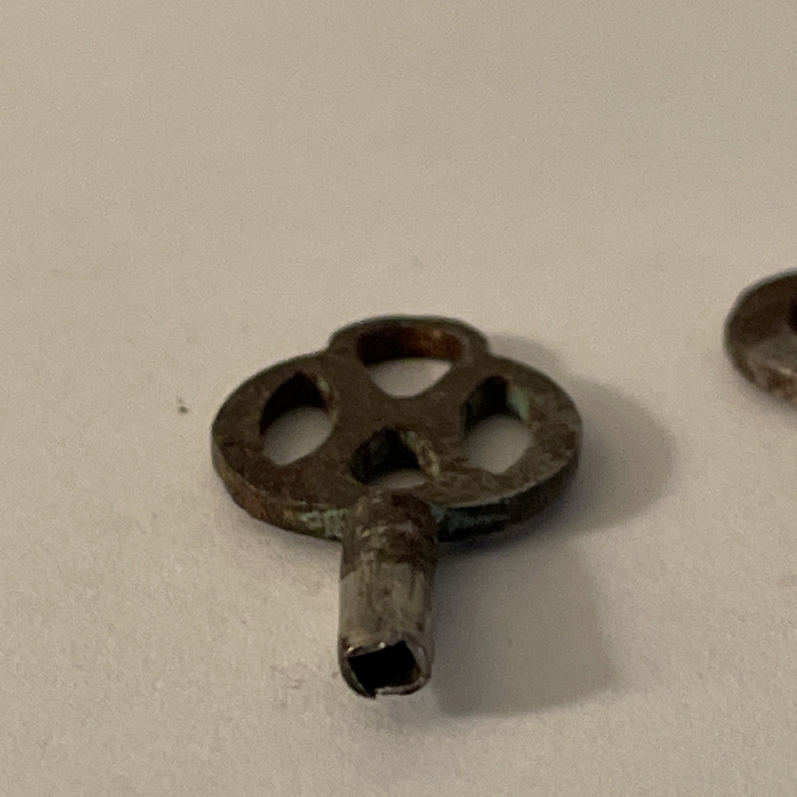 Two Vtg Pocket Watch Keys one is a 9 they other isn’t marked