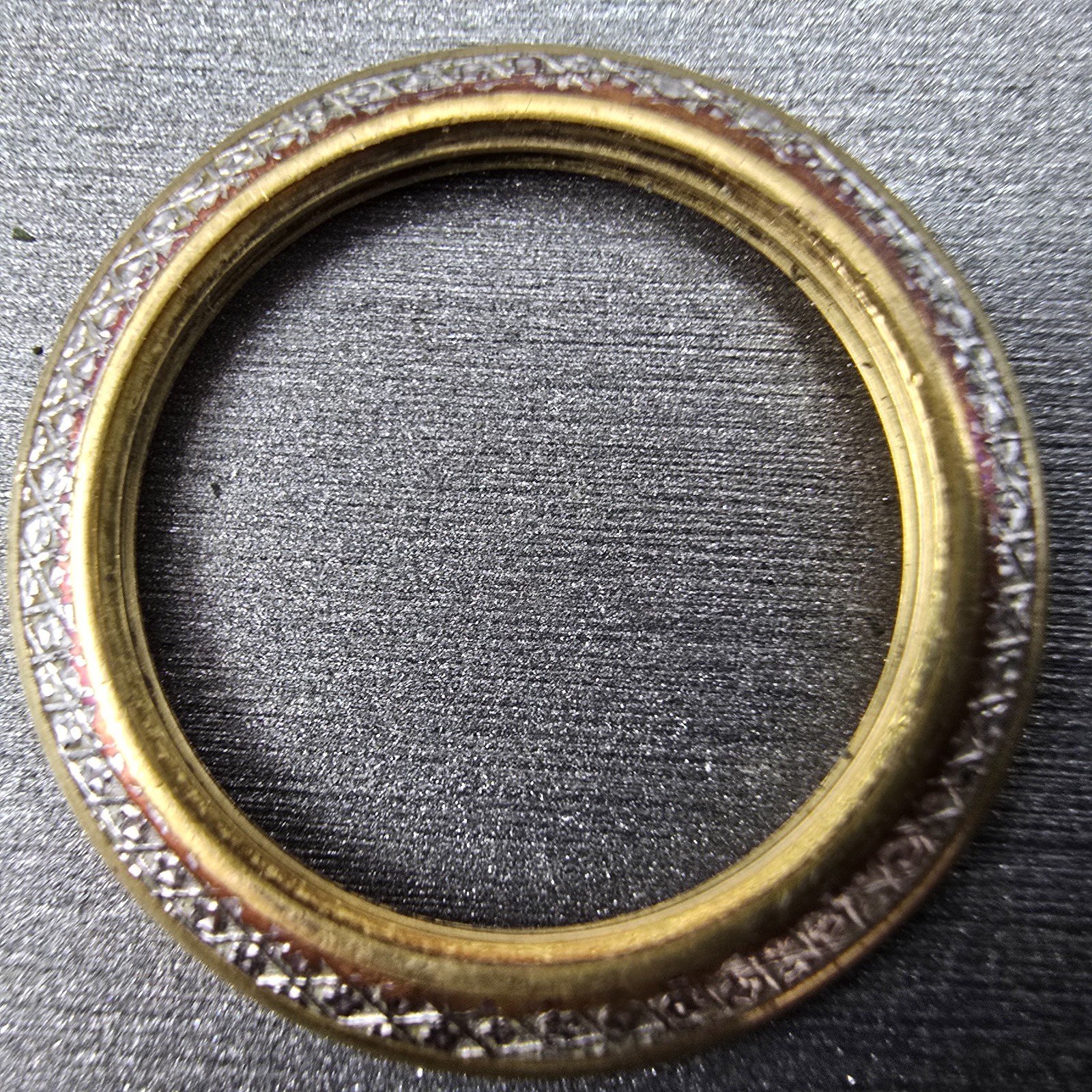 Gucci Diamond Cut Bezel Gold Vintage For 1100L 1200L 11/12.2