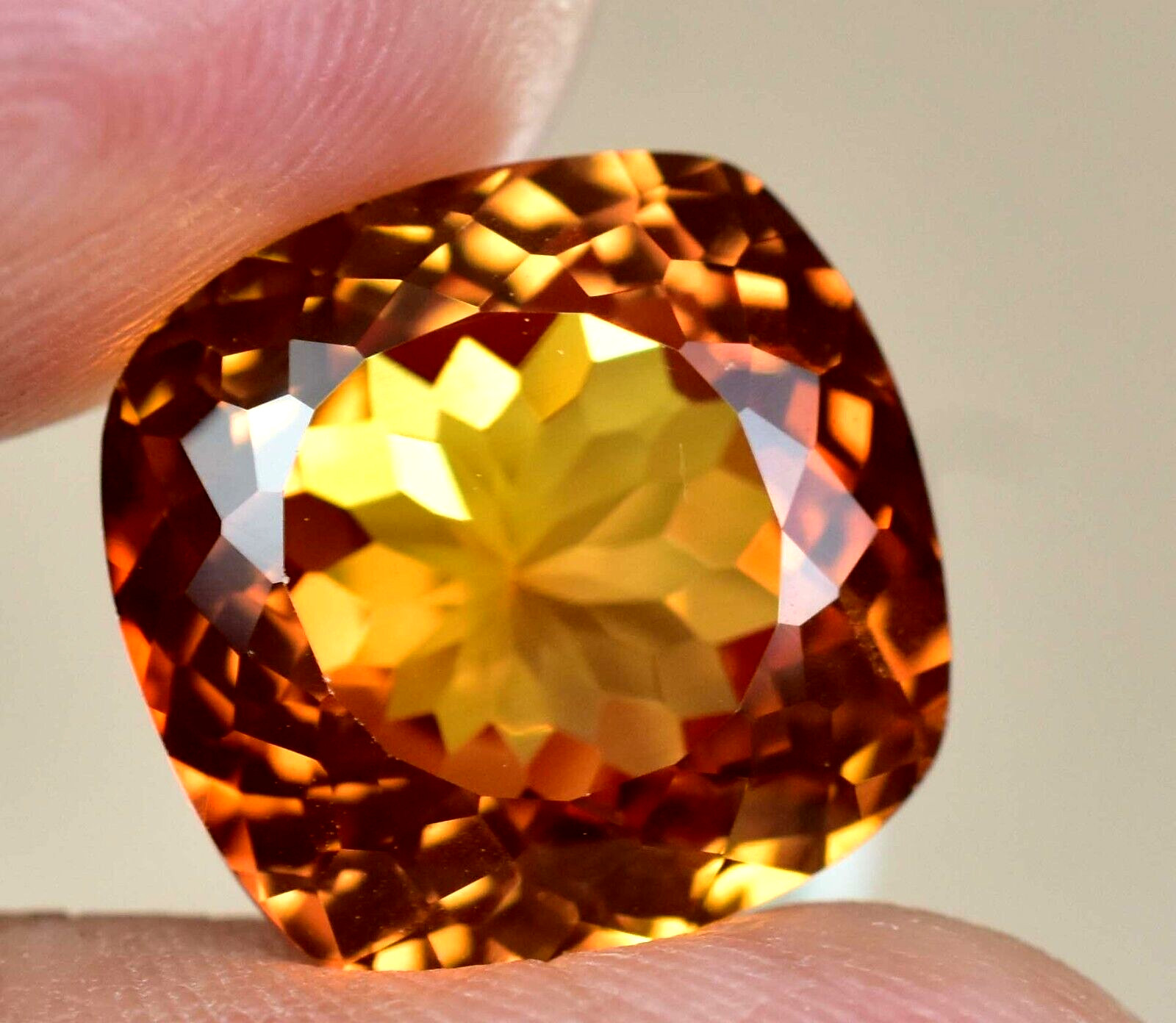 Natural imperial Topaz 16.65 Ct Cushion Stunning Flawless AGL Certified Gemstone