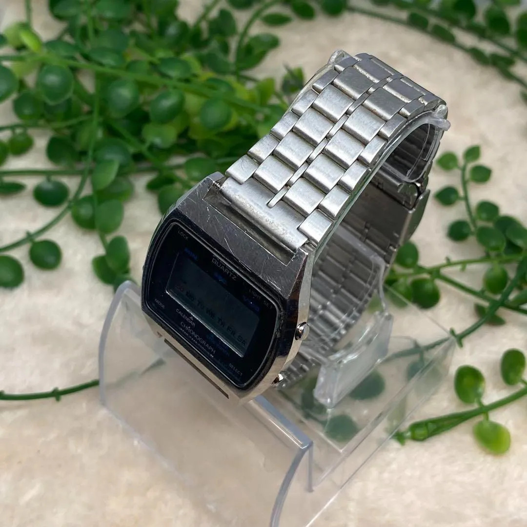 SEIKO ALBA Y448-5000 Seiko Alba Analog Watch