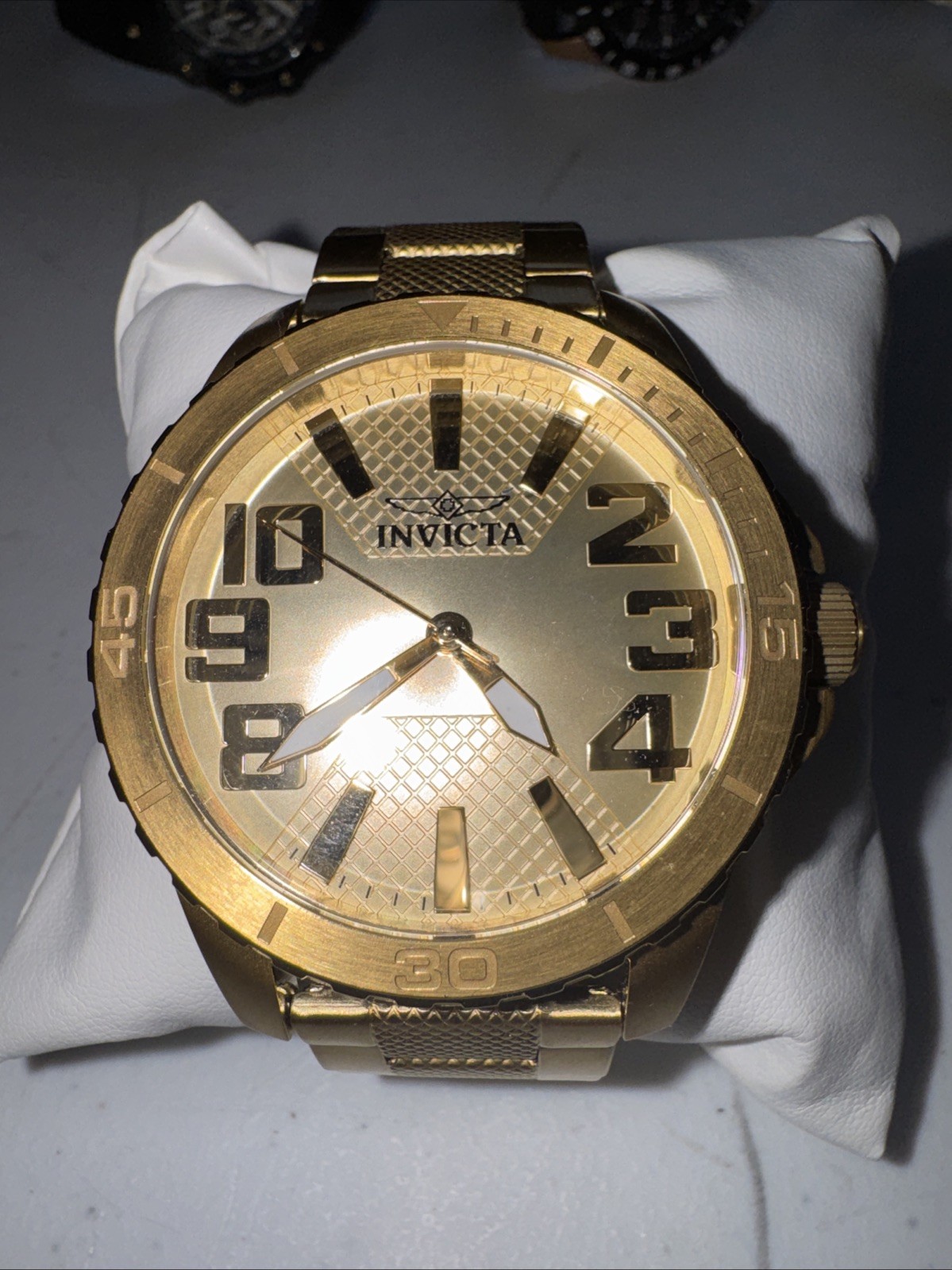 Invicta Men’s Gold Tone Analog Dress Watch Water-Resistant NWOT. No Box