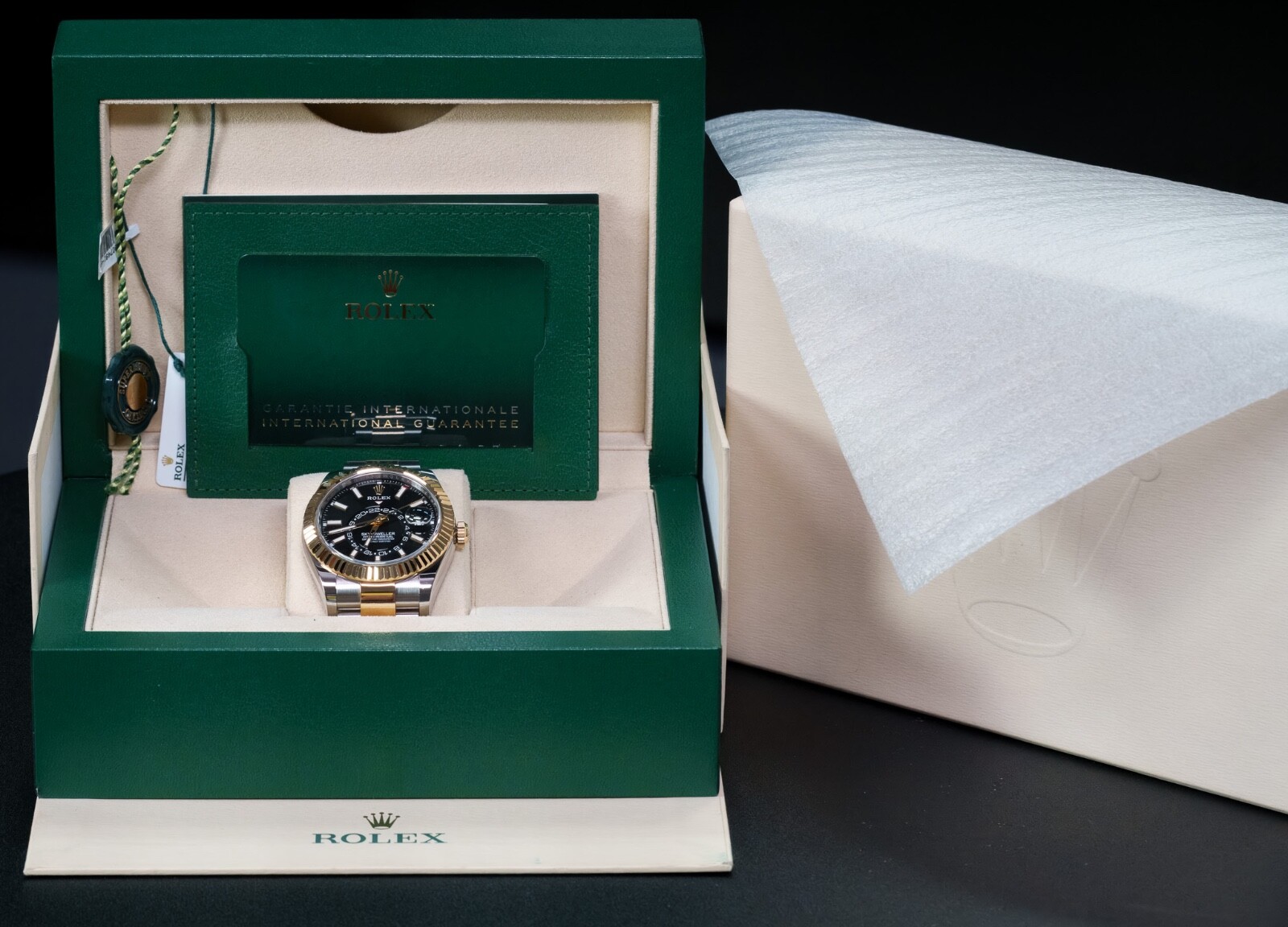 2024 Rolex Sky-Dweller Black Dial Two Tone Yellow Gold Oyster Full Set – 336933