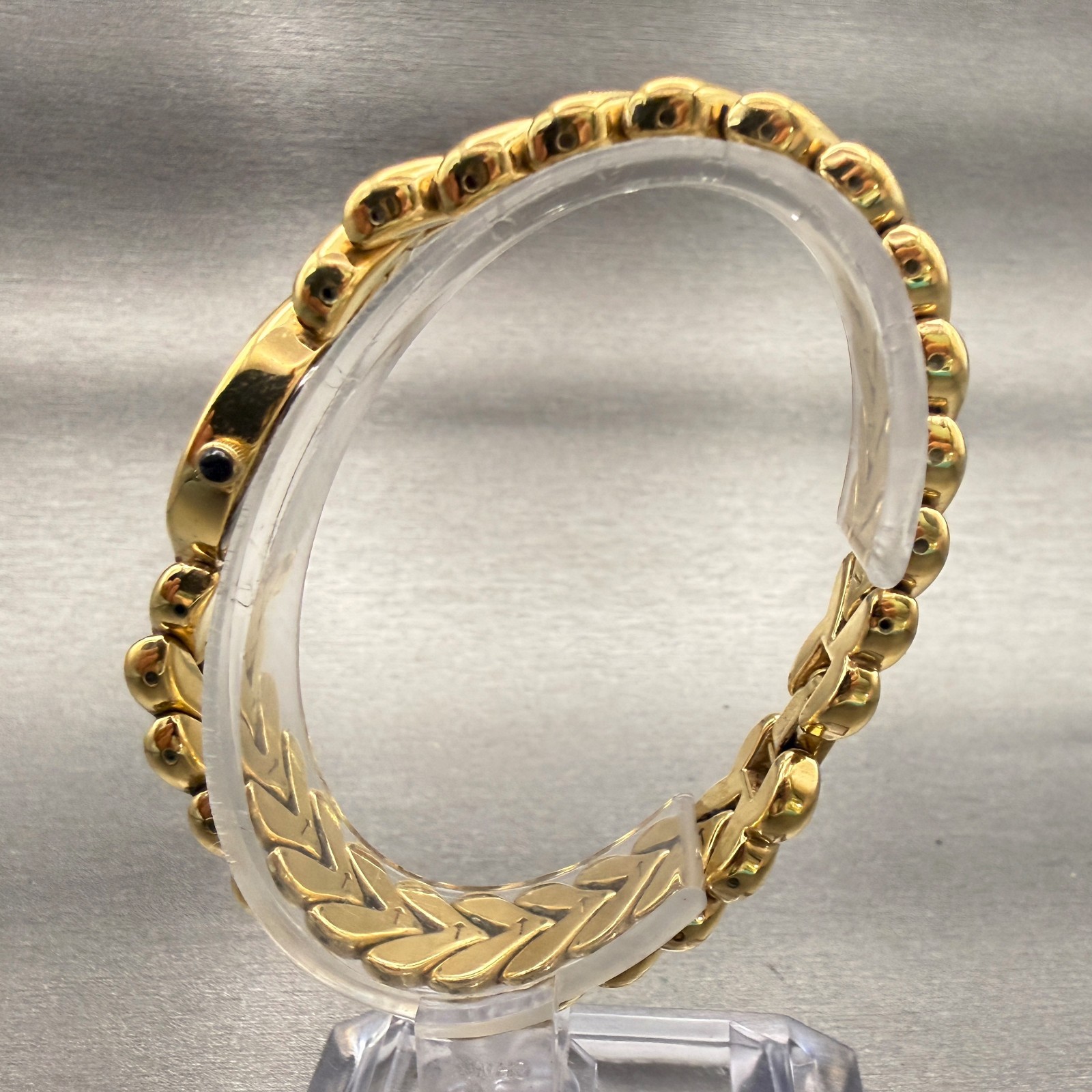 Seiko Watch Women 16mm MOP Dial Gold Tone Oval 4N00-5979 New Battery Vintage