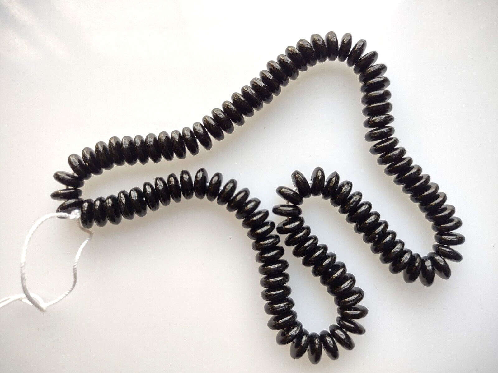 (100) Vintage Jet Black Round Wafer Shape Czech Beads Jewelry Crafts NOS 6mm