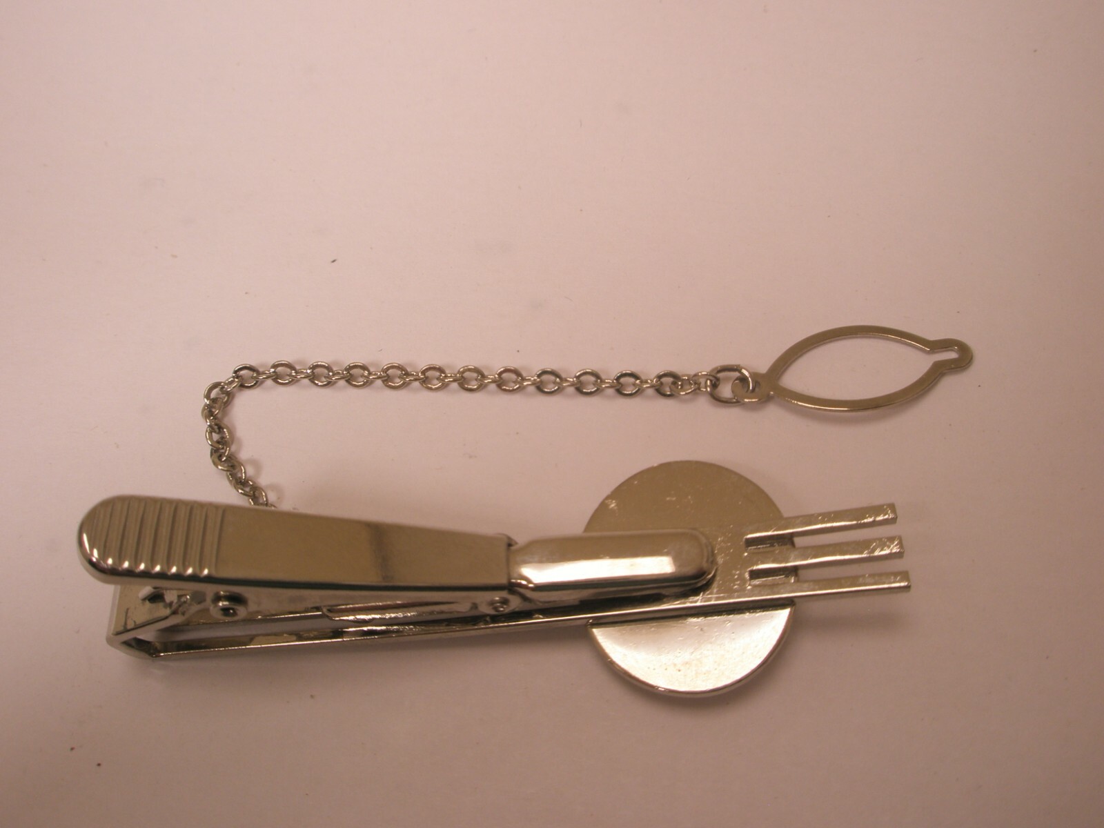 Newstar Realty & Investment Vintage Tie Bar Clip w/chain corporate logo