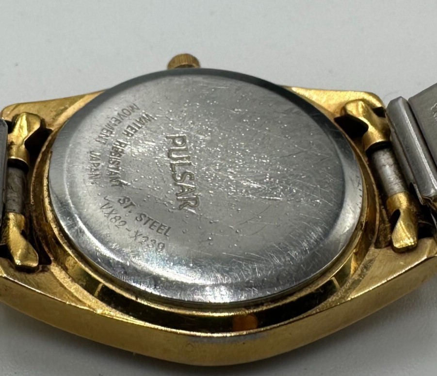 Pulsar Watch Women Gold Tone Round Easy To Read Dial Date Window New Battery