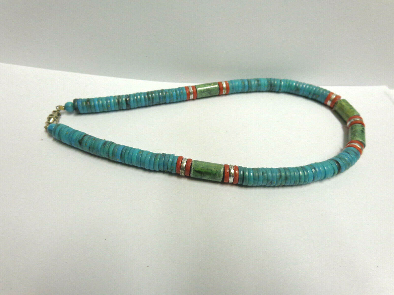 turquoise/red coral type necklace rd disc shaped pcs sz 15in lg screw catch