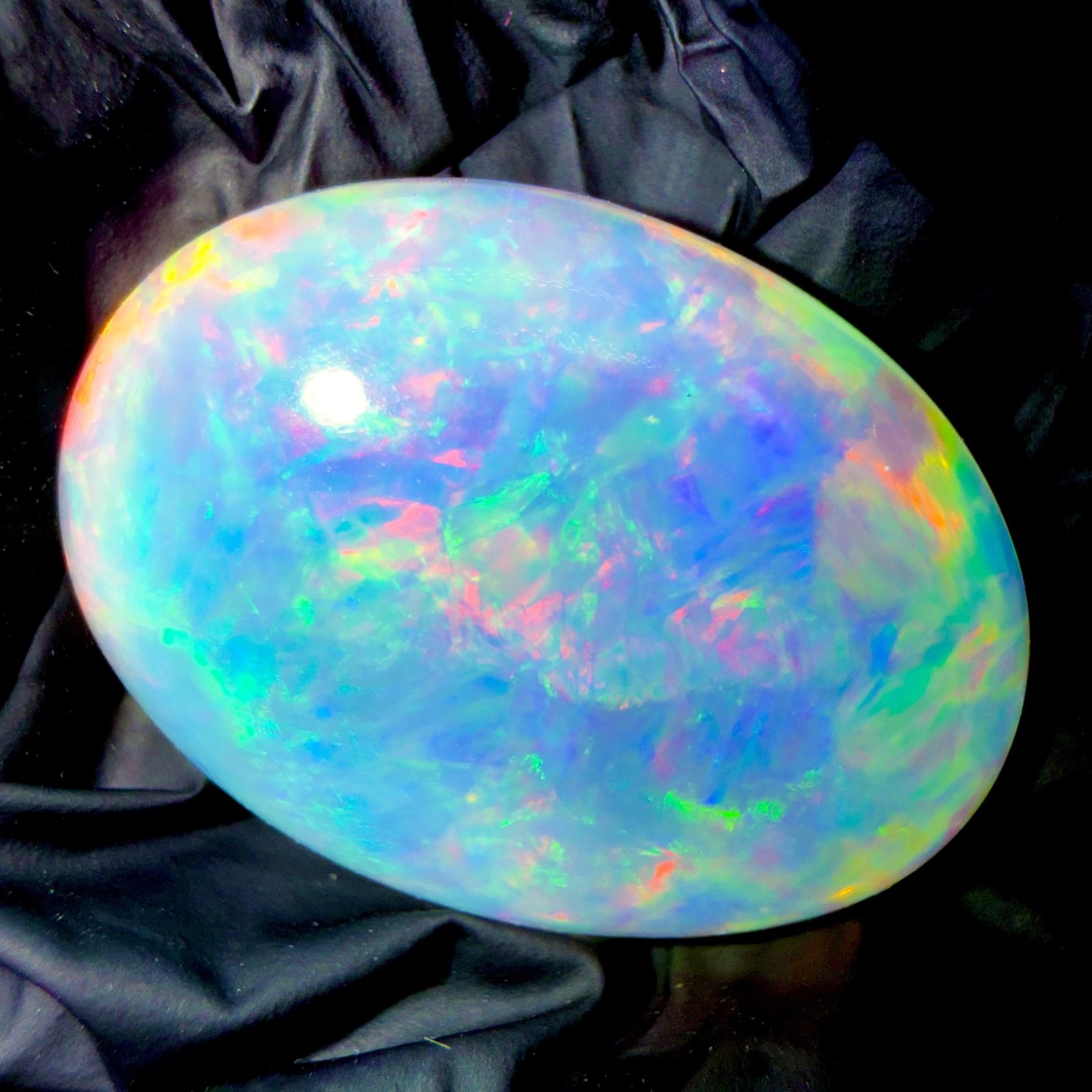 natural opal cabochon loose gemstone, multifire Ethiopian opal 18 Ct 23×17 mm