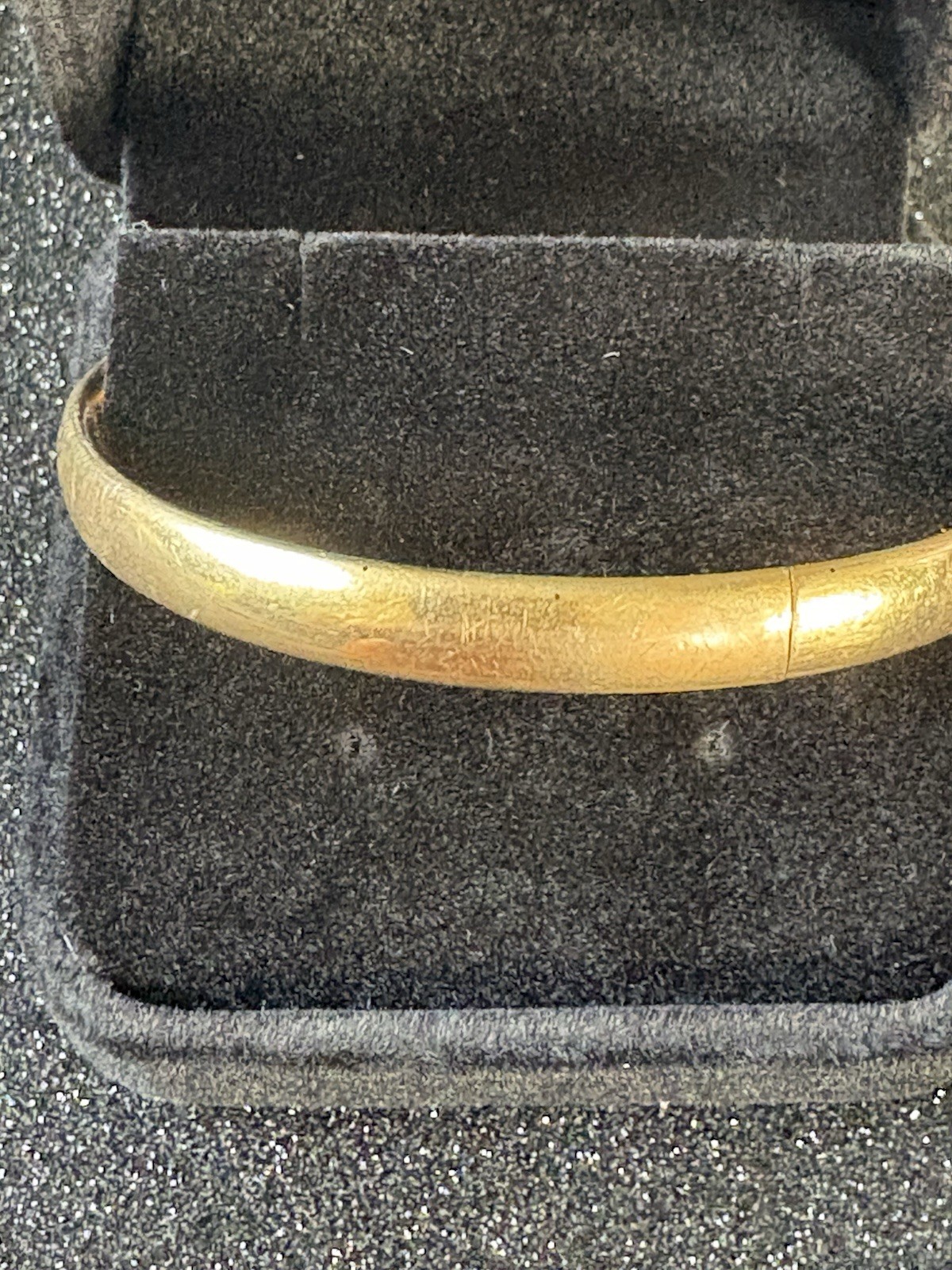 Vintage C.CO Coleman Black Hills 1/20 14K Gold Filled Hinged Bangle Bracelet