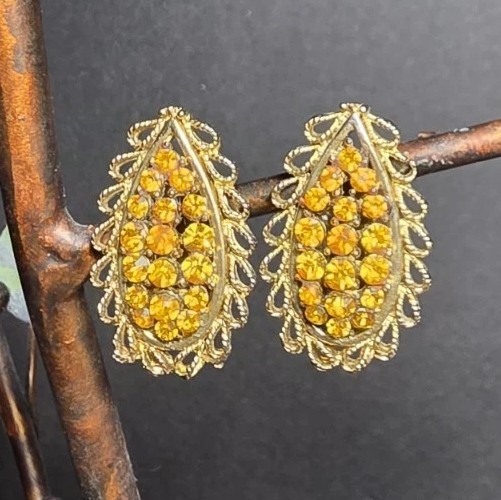 Vtg Unbranded Gold-Tone Faux Citrine Rhinestone Clip-On Earrings