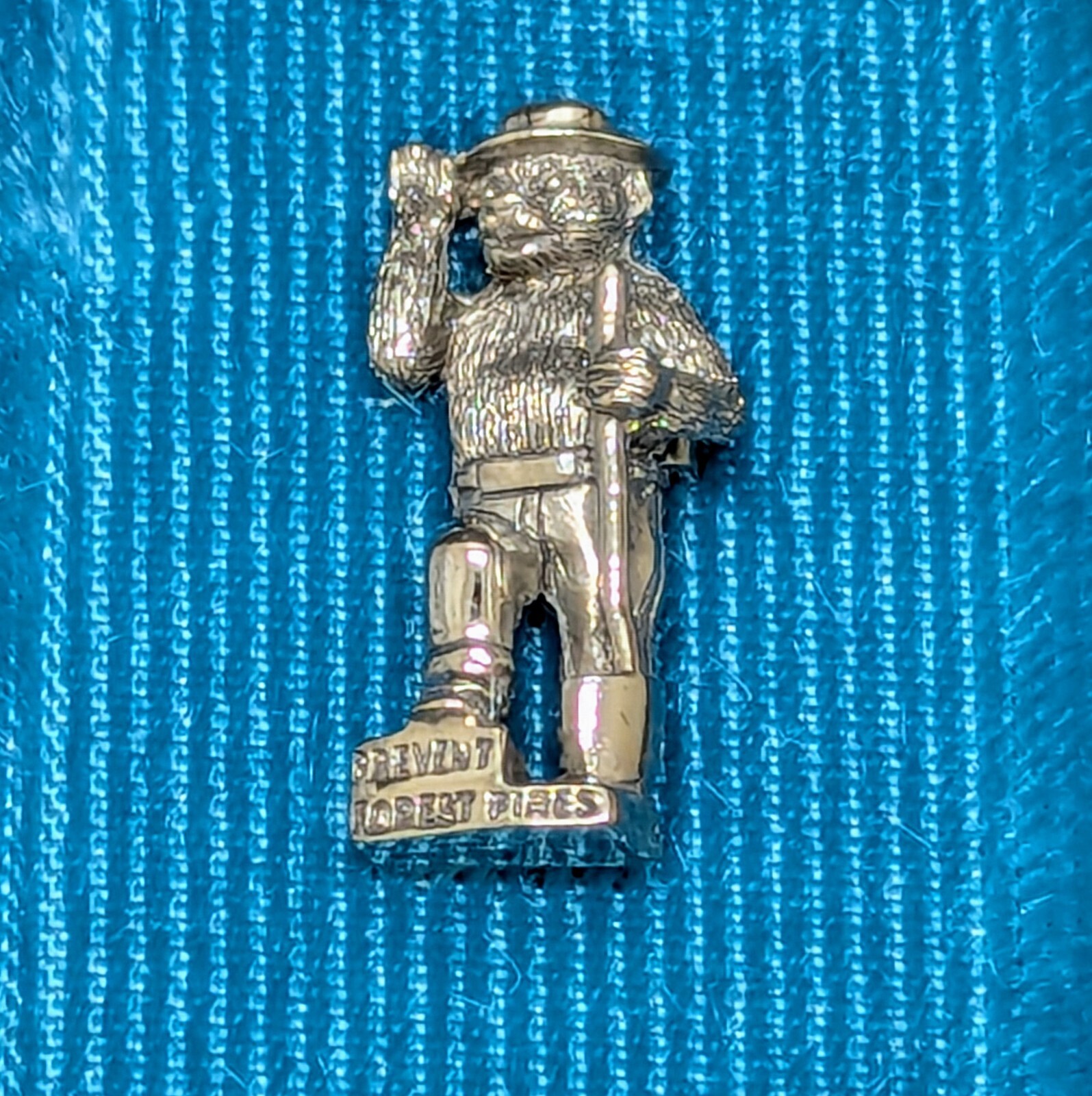 Vintage SMOKEY THE BEAR Tie Pin Tack Chain Rhodium Electroplate KINNEY Silver
