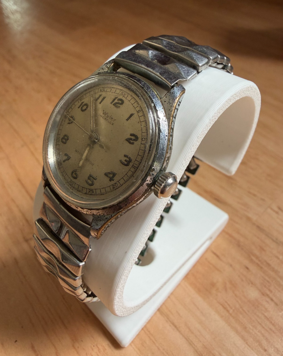 Wyler Incaflex Vintage Swiss Watch Runs 1940s 1950s Mechanical Patina