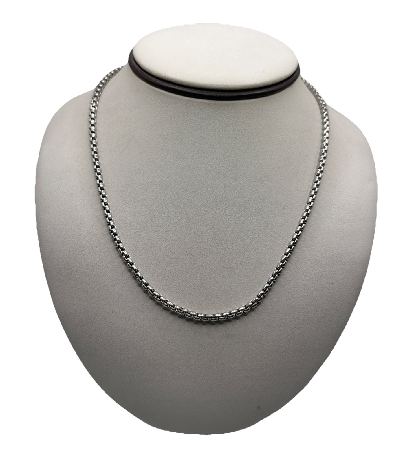 17″ Box Link Chain with Ornate Push Lock Clasp 21.5 grams