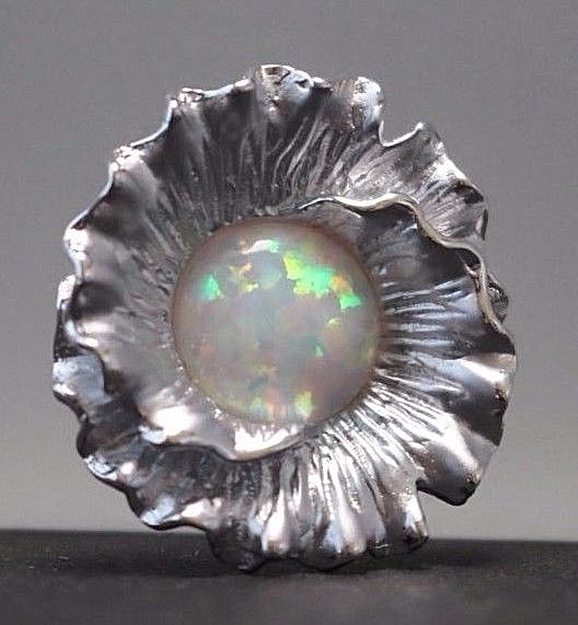 Natural Opal Silver Pendant Flower 925 Sterling Silver Pendant with Stone Round White