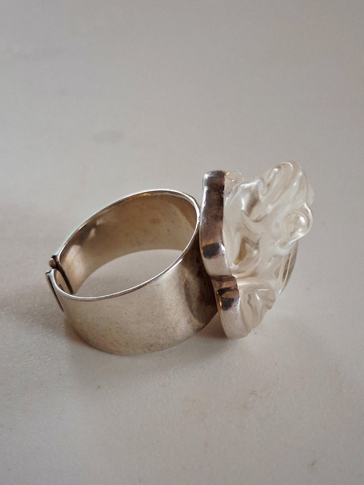 Hand Carved Rock Crystal Quartz Frog Statement Ring Size 10 Sterling Silver NIB