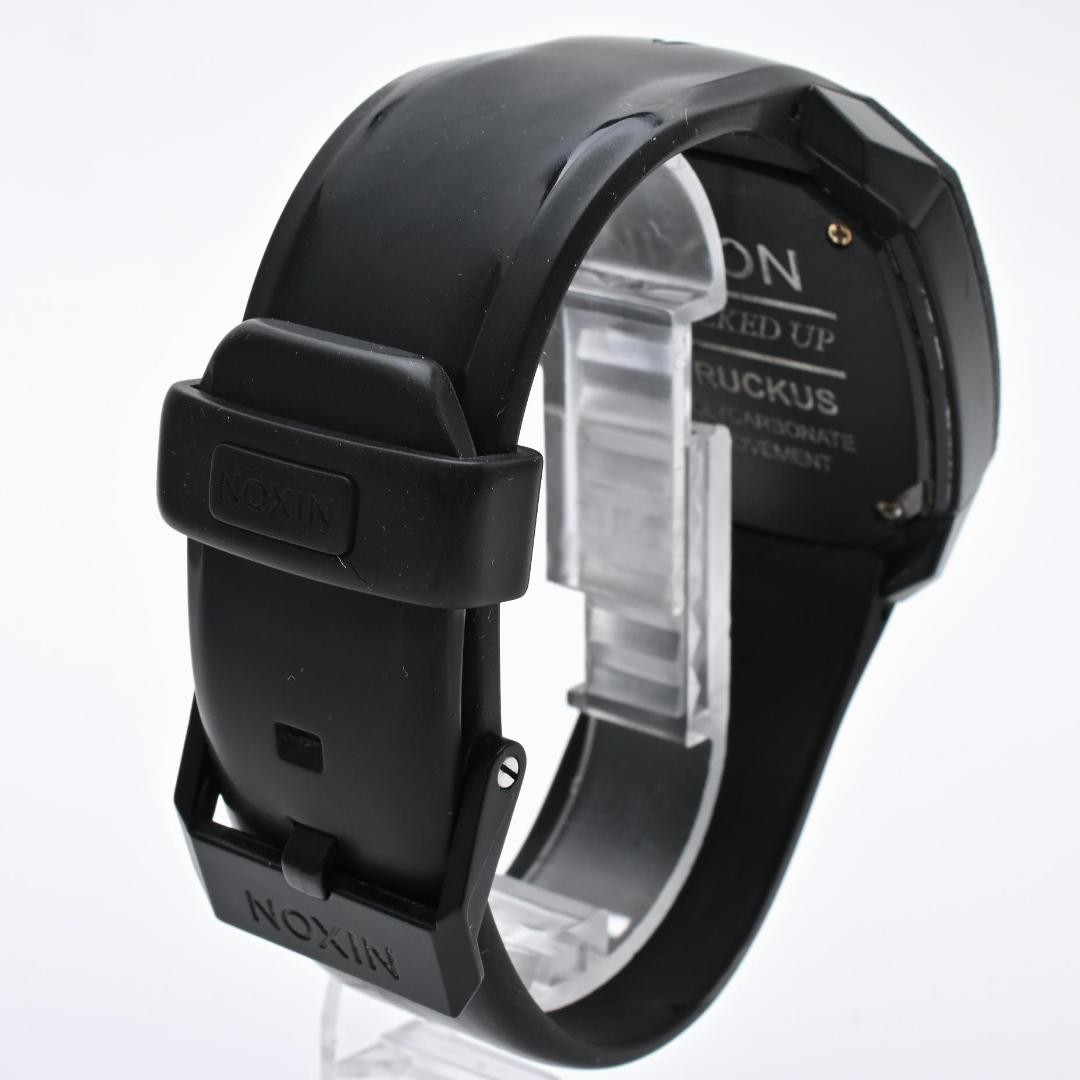 Excellent condition, fully functional NIXON THE RUCKUS all-black polycarbonate g