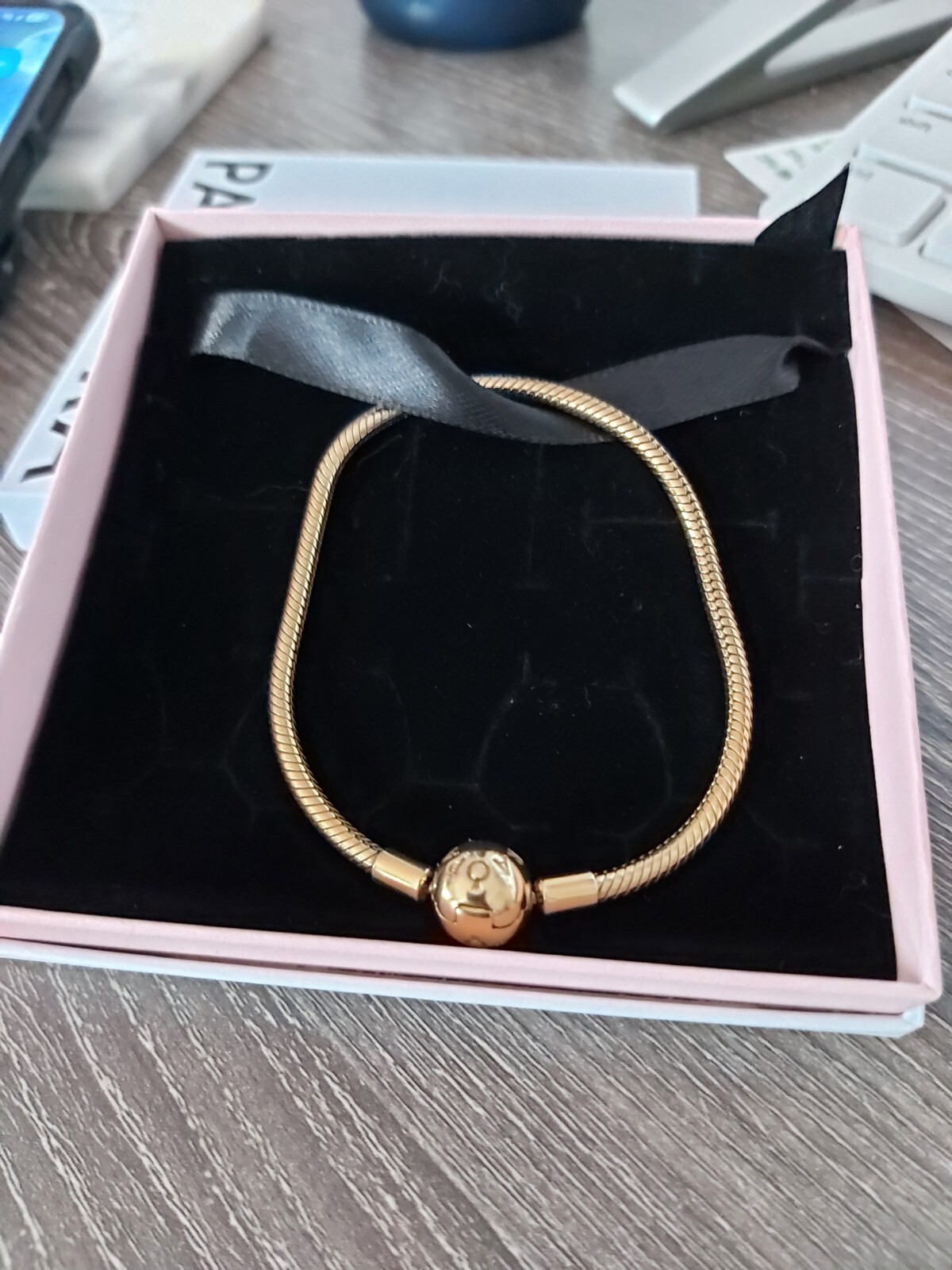 Authentic Pandora Moments Authentic SHINE™ Bracelet 567107-19 (19cm/7.5 inches)