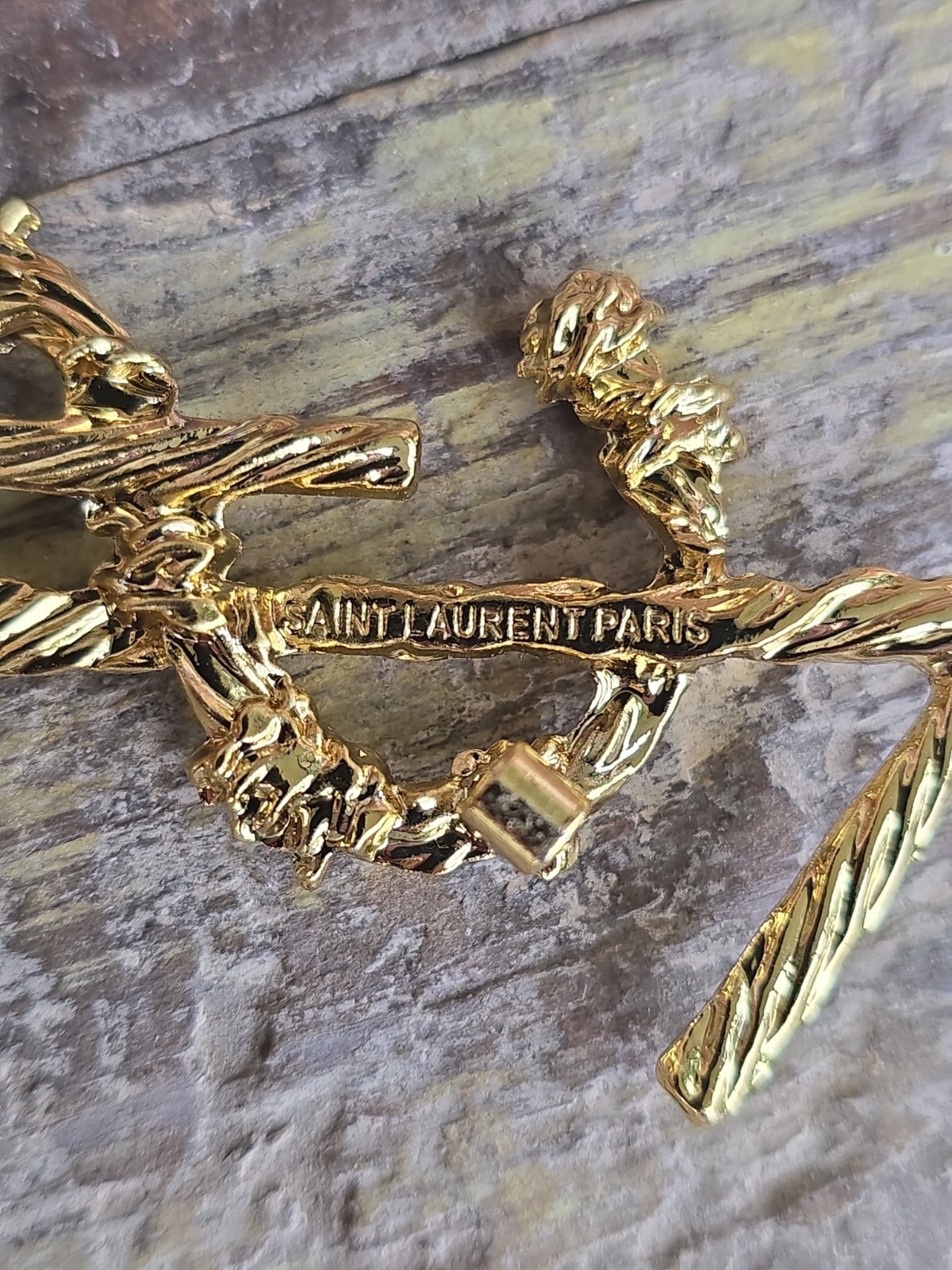 YSL Yes Saint Laurent Paris Vintage Brooch Pin Gold Tone BEAUTIFUL