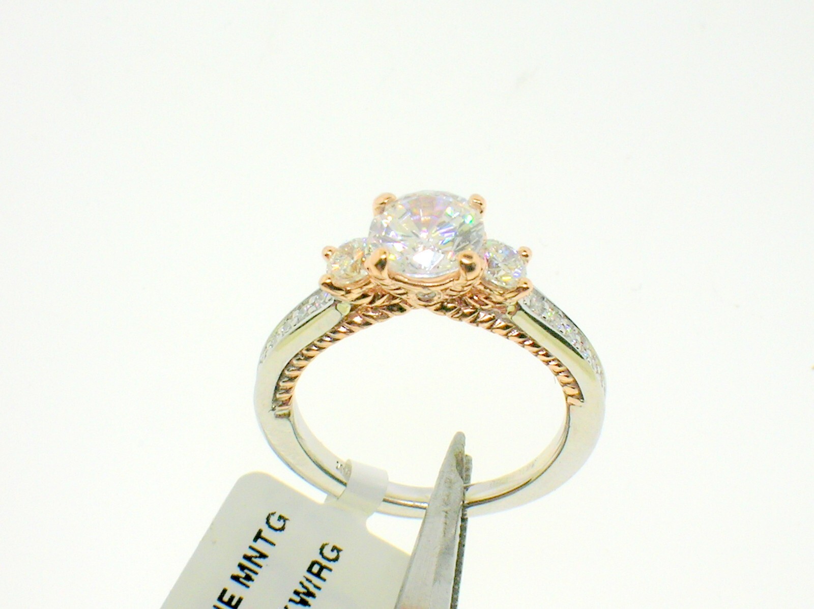 ART CARVED 14K WHITE/ROSE MOUNTING 0.38 CTW DIAMONDS – SIZE 5.5US – RETAIL$2,155