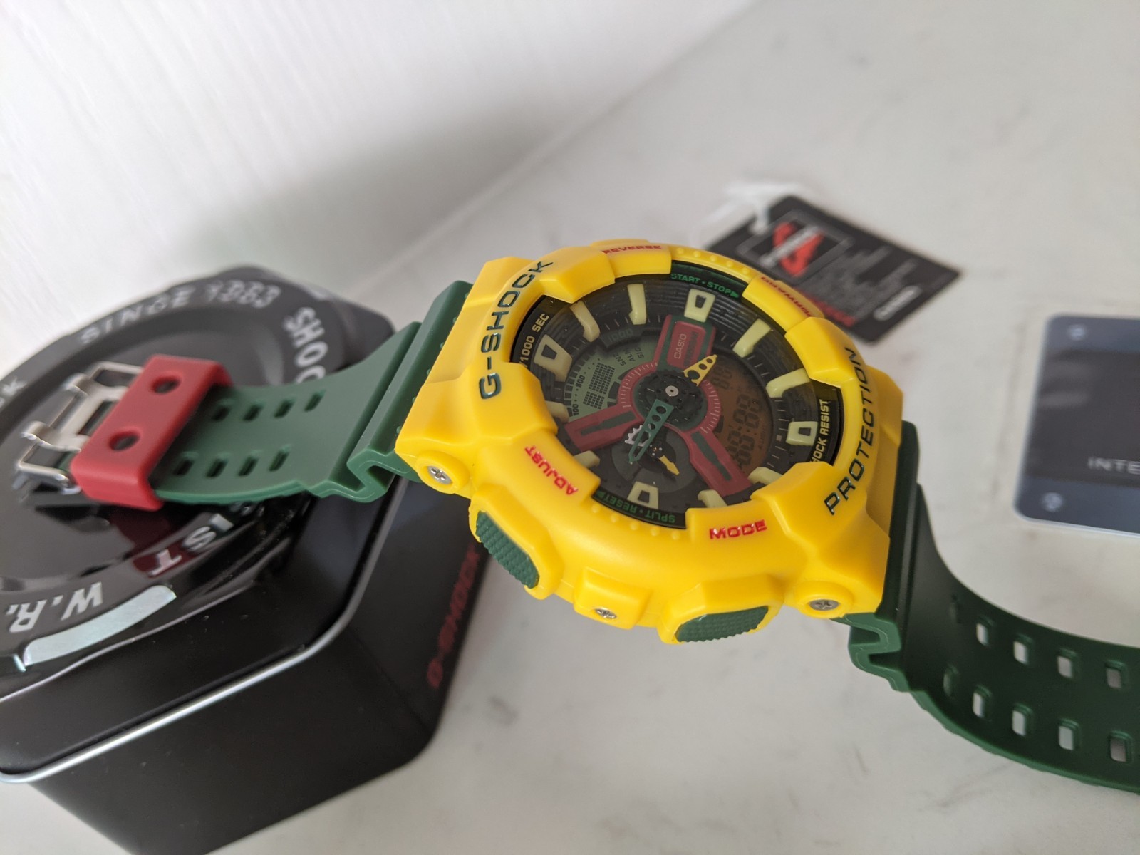 Casio G-Shock GA-110 Men’s Analog Digital Watch Yellow Green Box Papers