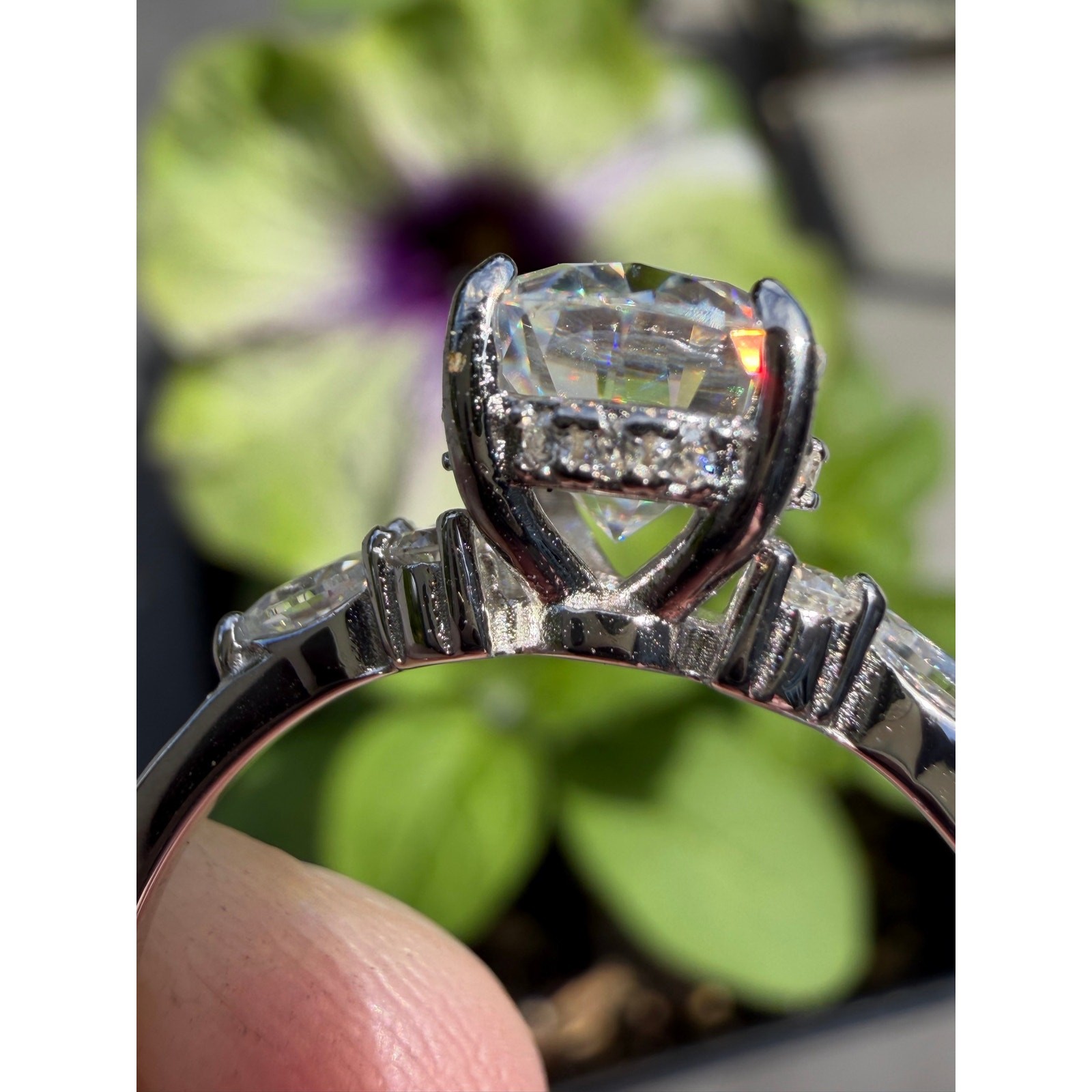 A Ring That Needs Nothing Else-Size 8
