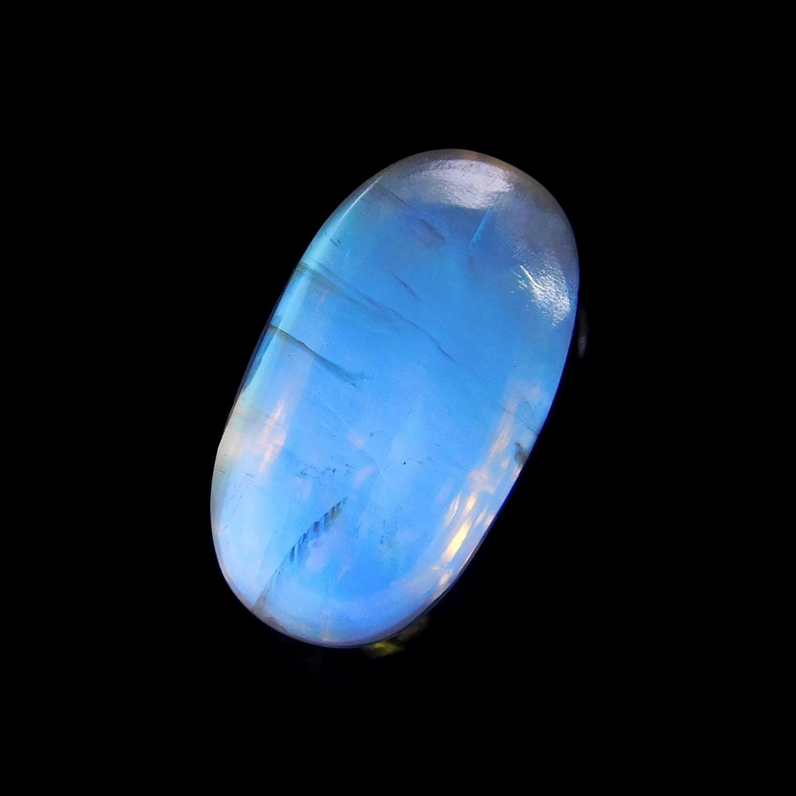 Top AAA Quality Rainbow Moonstone Cabochon Loose Gemstone 14.2x8x5.5mm 5.15Cts