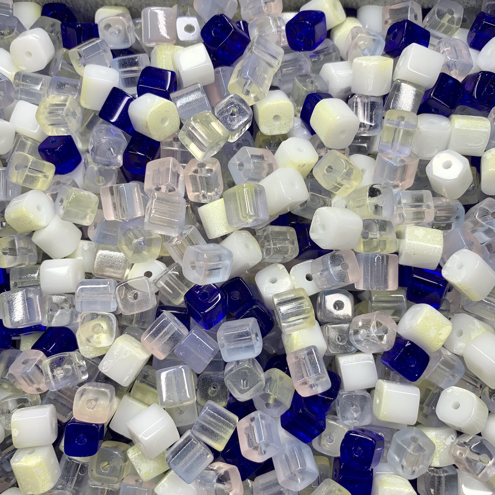 1LB/454G Assorted Blue/ Transparent/ White 6mm Square Cube Crystal Glass Beads