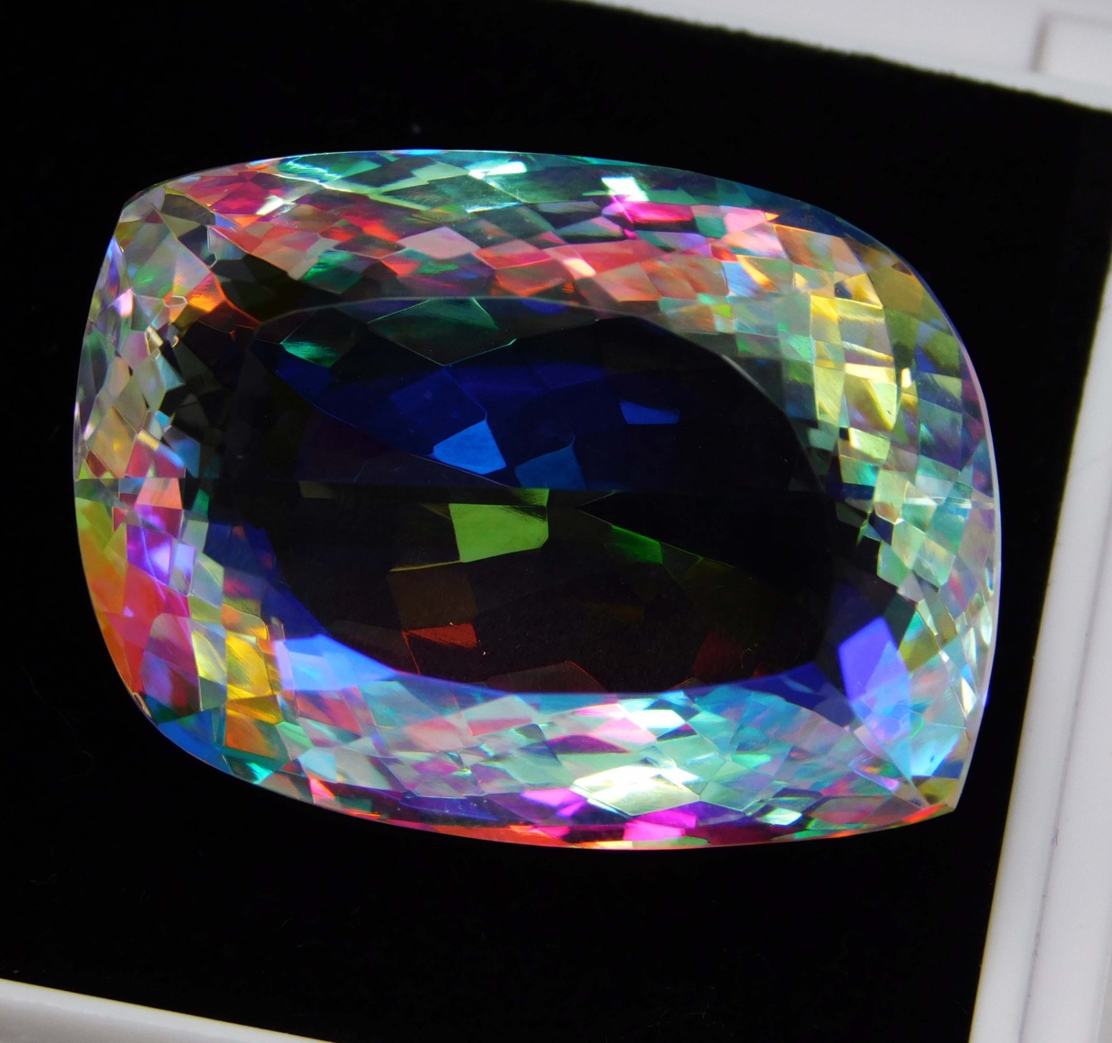Flawless Natural Mystic Quartz 97.70 Ct Certified Rainbow Fancy Loose Gemstone