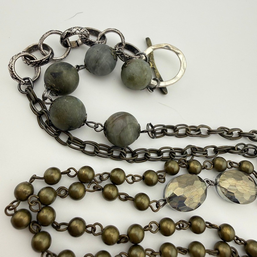 L&F Silver Tone Necklace WWI Victory Medal Pendant Mixed Metal Beaded Layered