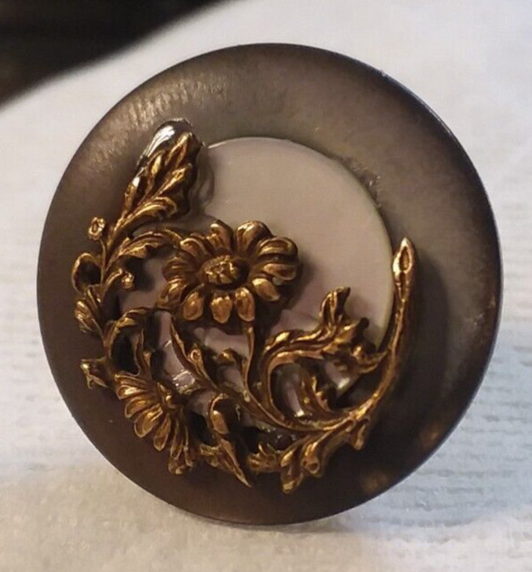 15mm Lapel/Hat Pin With Antique Floral Brass Stamping 02-01-2023