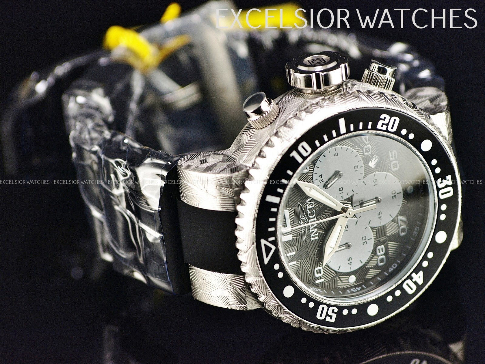 New Invicta Men’s 52mm Pro Diver Laser Acid Etched Quartz Chronograph SS Watch