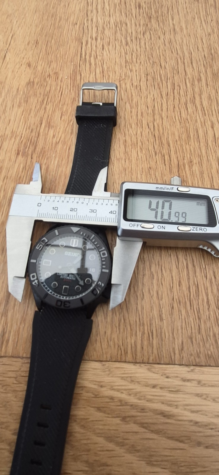 Seiko 7s26 Stealth Divers Watch Automatic Black SKX007