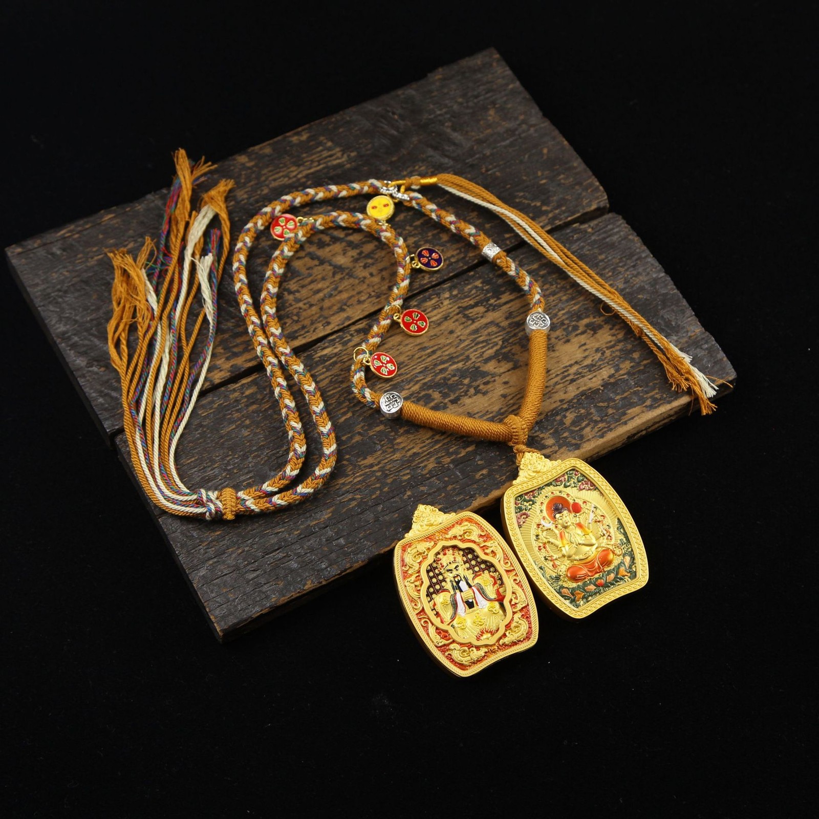 Dragon Pillar Wuye Thangka Portrait Painted Buddha Brand Tibetan Necklace