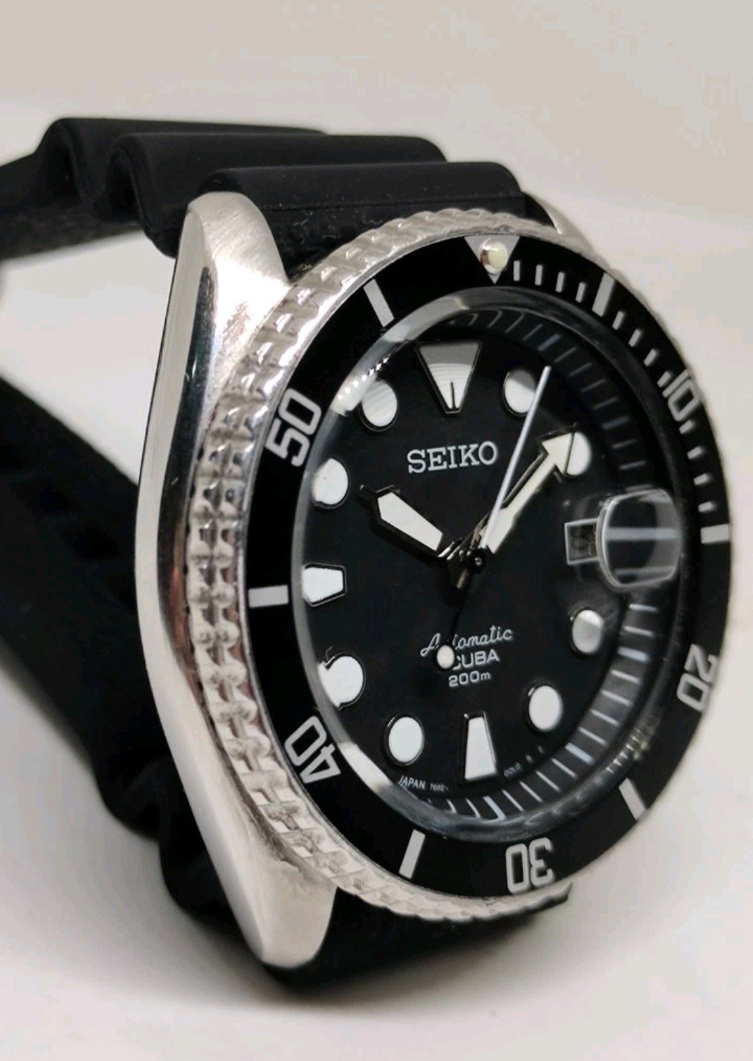 BEAUTIFUL SEIKO DIVERS 7002-700A BLACK SUMO DIAL AUTOMATIC MENS WATCH 9D0550