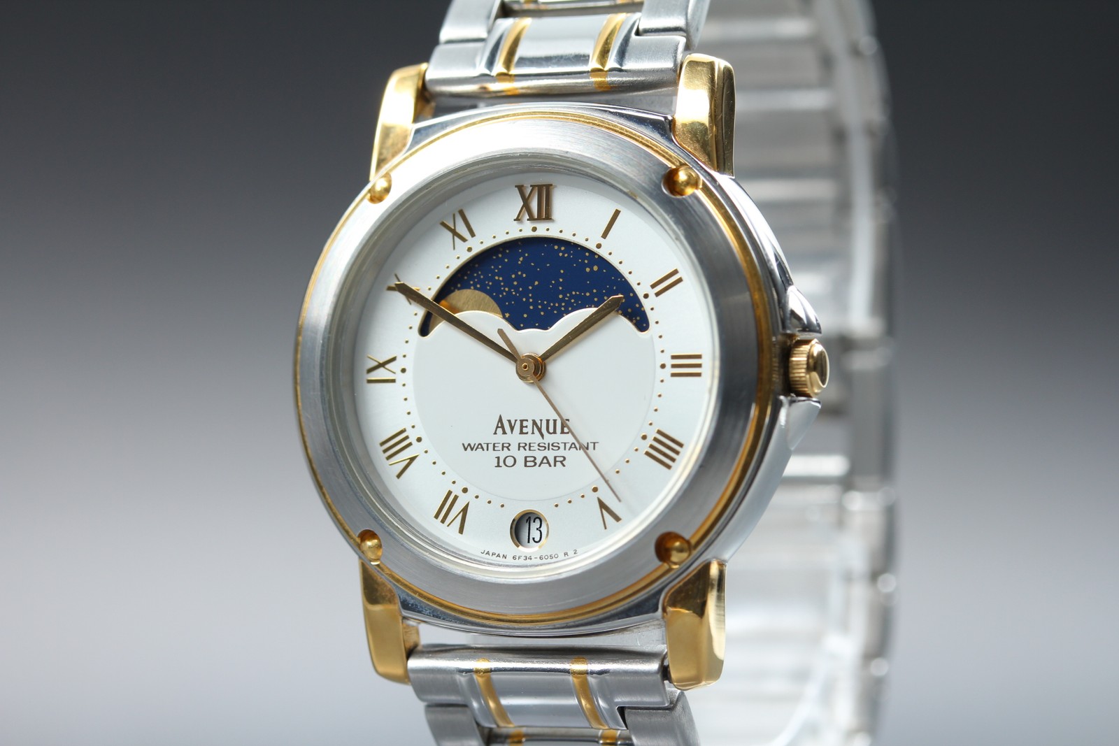 Vintage 1992 [Near MINT] Seiko Avenue 6F34-6040 Moon Phase Qz Mens Watch JAPAN