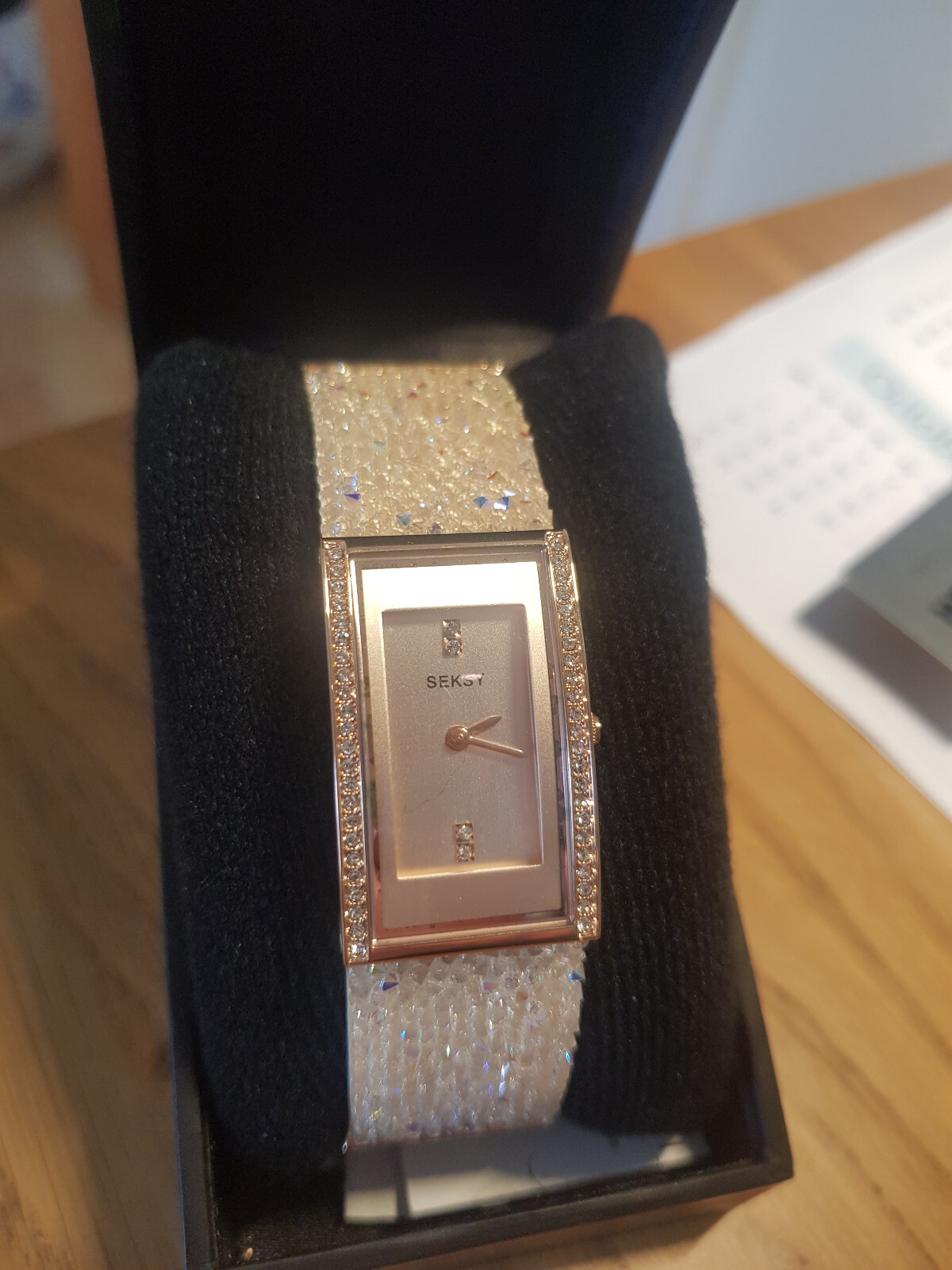 Seksy Ladies Cream Rocks Watch Rose Gold Model 2922 Swarovski Crystal Set BNWOT
