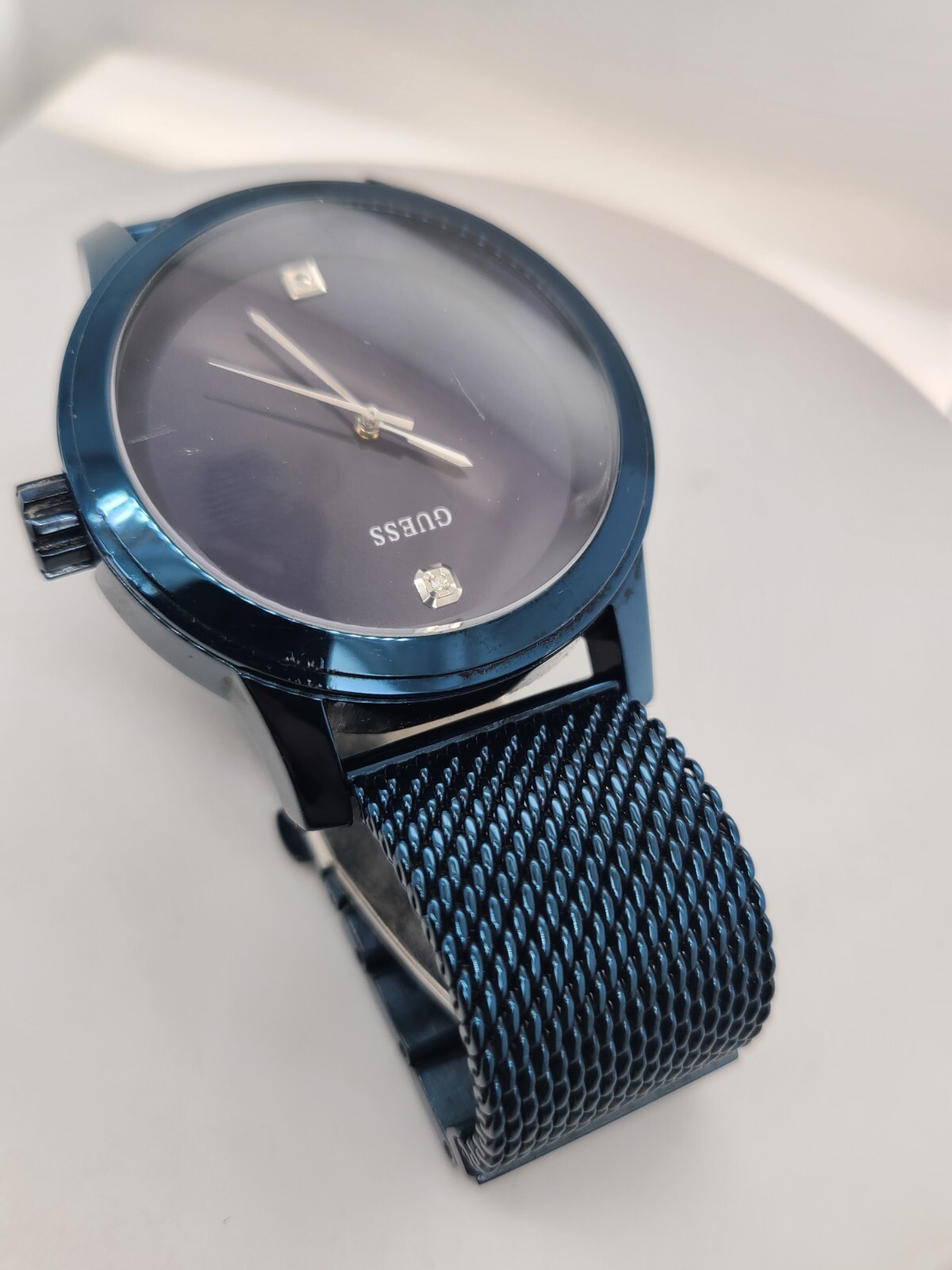 Guess Iconic Diamond Blue Dial Mesh Band Mens Watch U0297G2 for PARTS/REPAIR