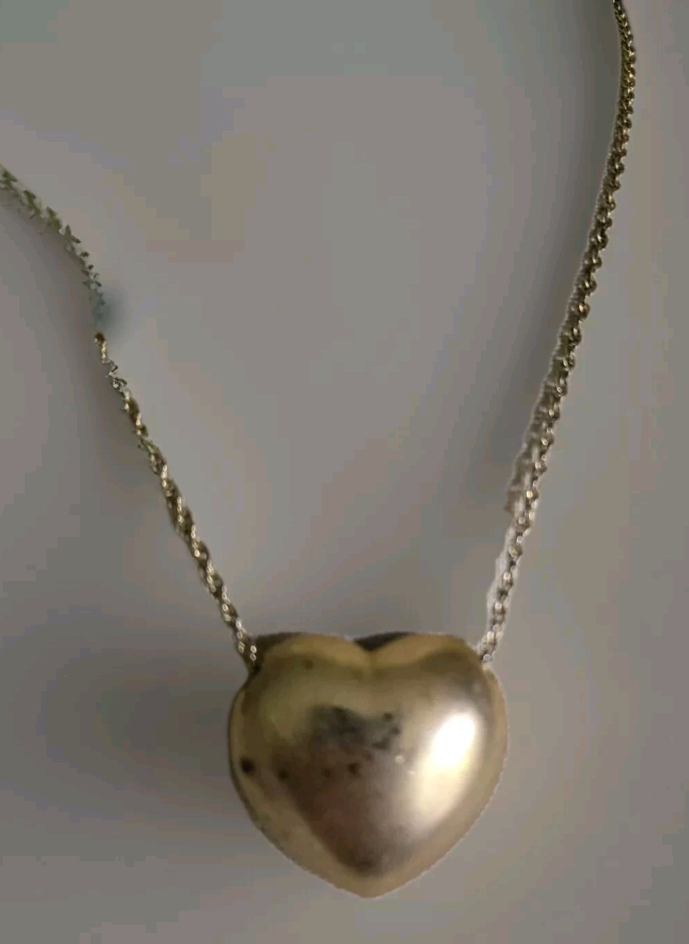 Costume Jewelry Chunky Heart Necklace Gold Tone 16″ Chain. Heart 1.25″ X 1.25″