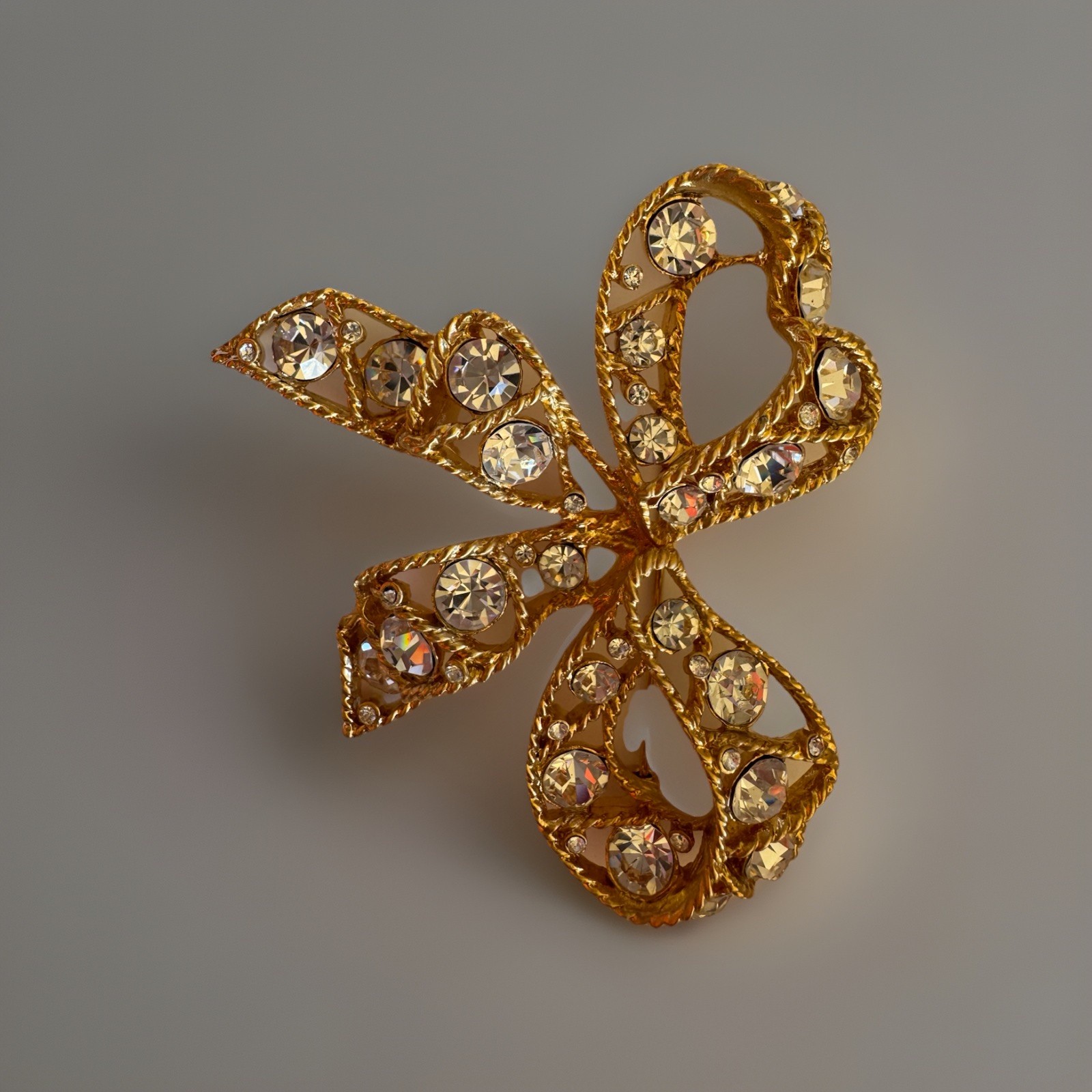 Vintage Gold Tone Ribbon Brooch with Pavé Set Crystal Rhinestones Free Shipping