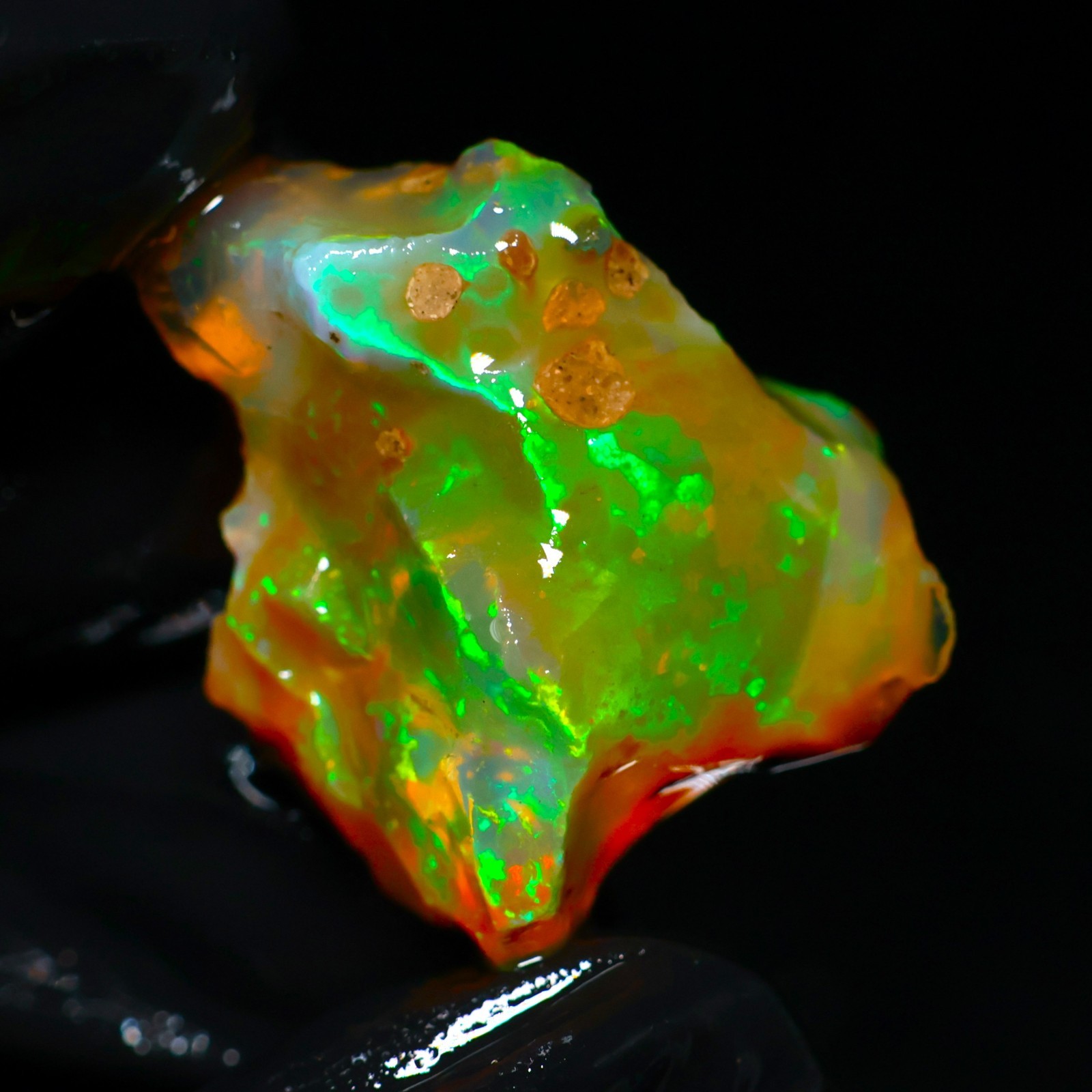 Natural Ethiopian Welo Opal Rough 28.70 Ct Gemstone – Bright Play of Color Fire